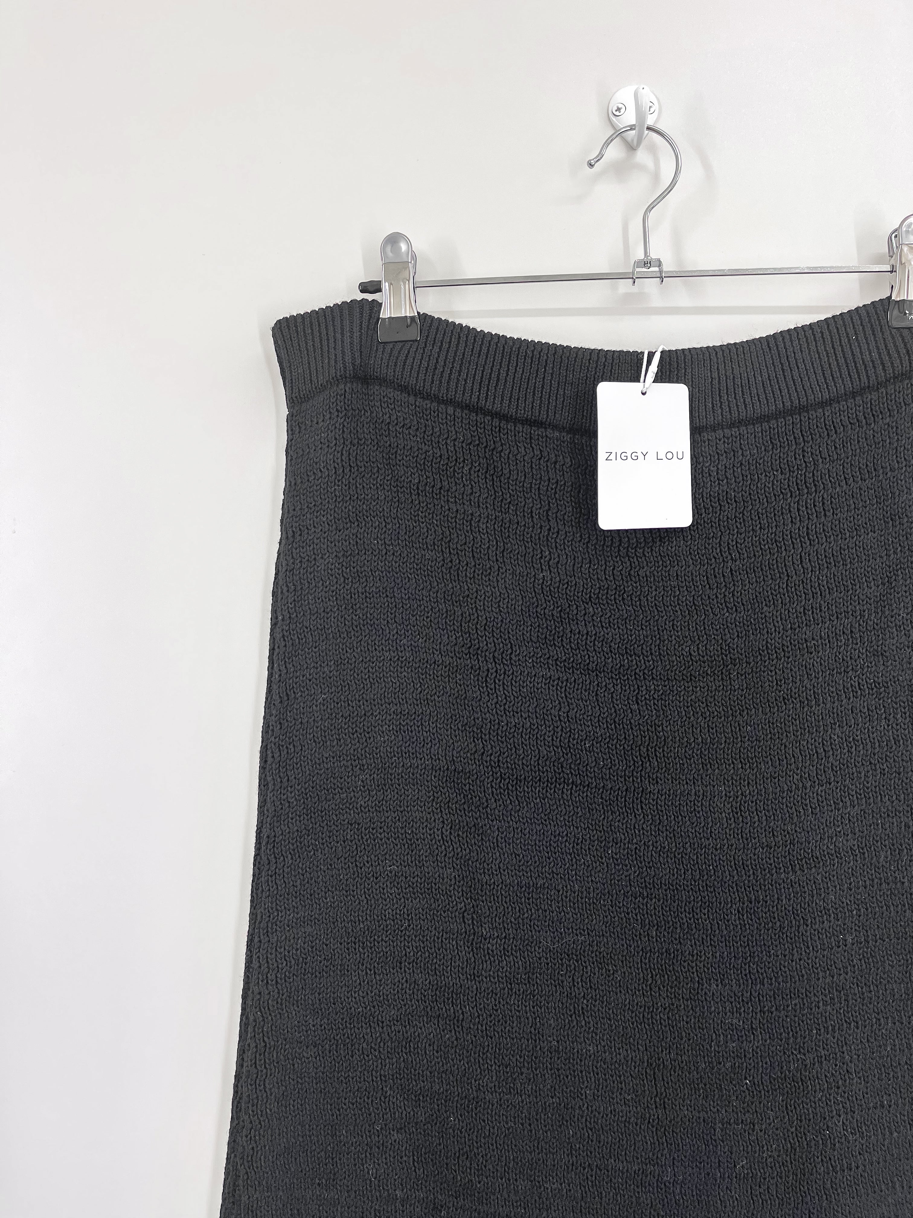 BNWT Ziggy Lou organic onyx knit skirt (XL)