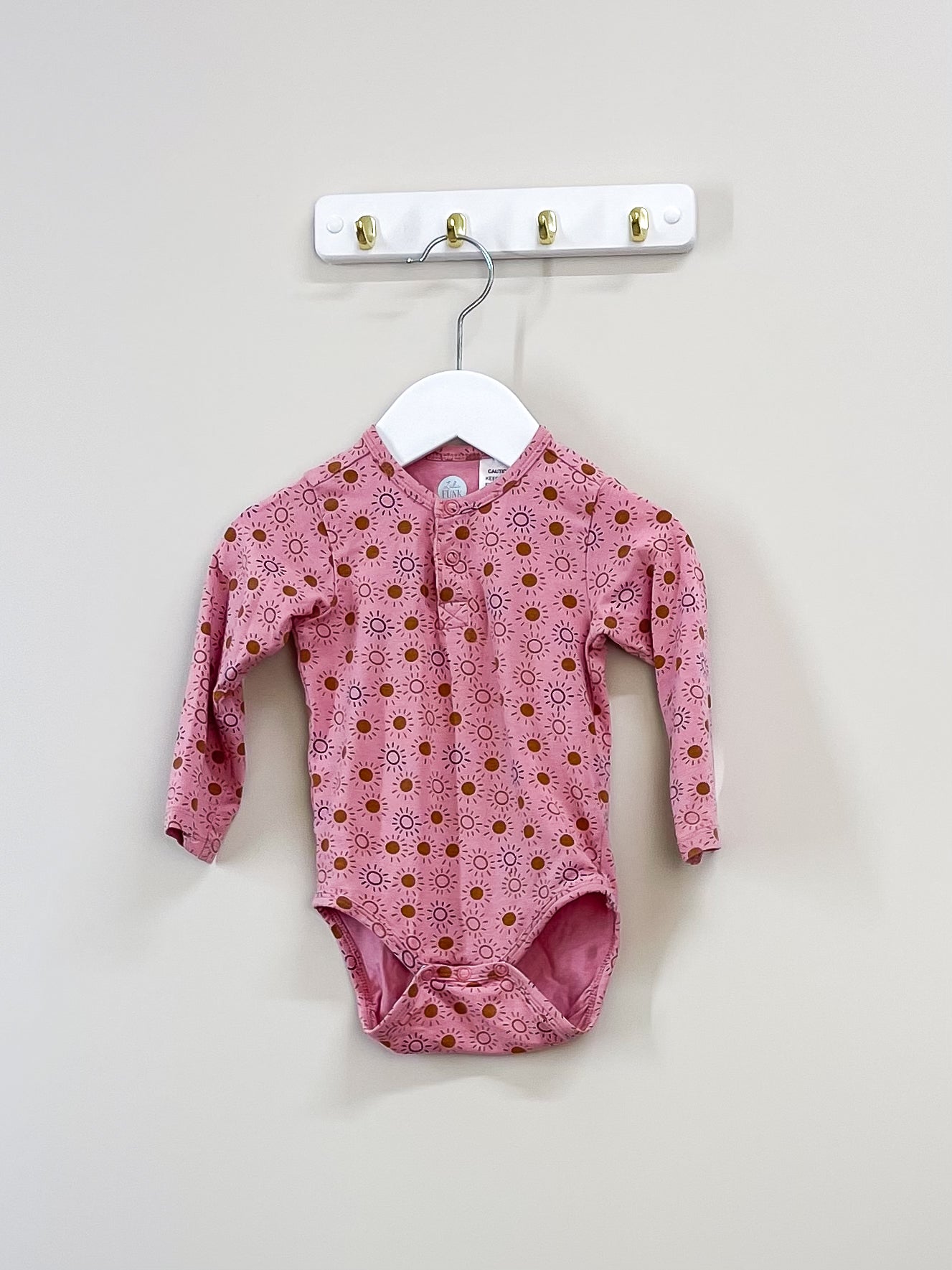Lulu Funk bamboo bodysuit - suns (4-6m)