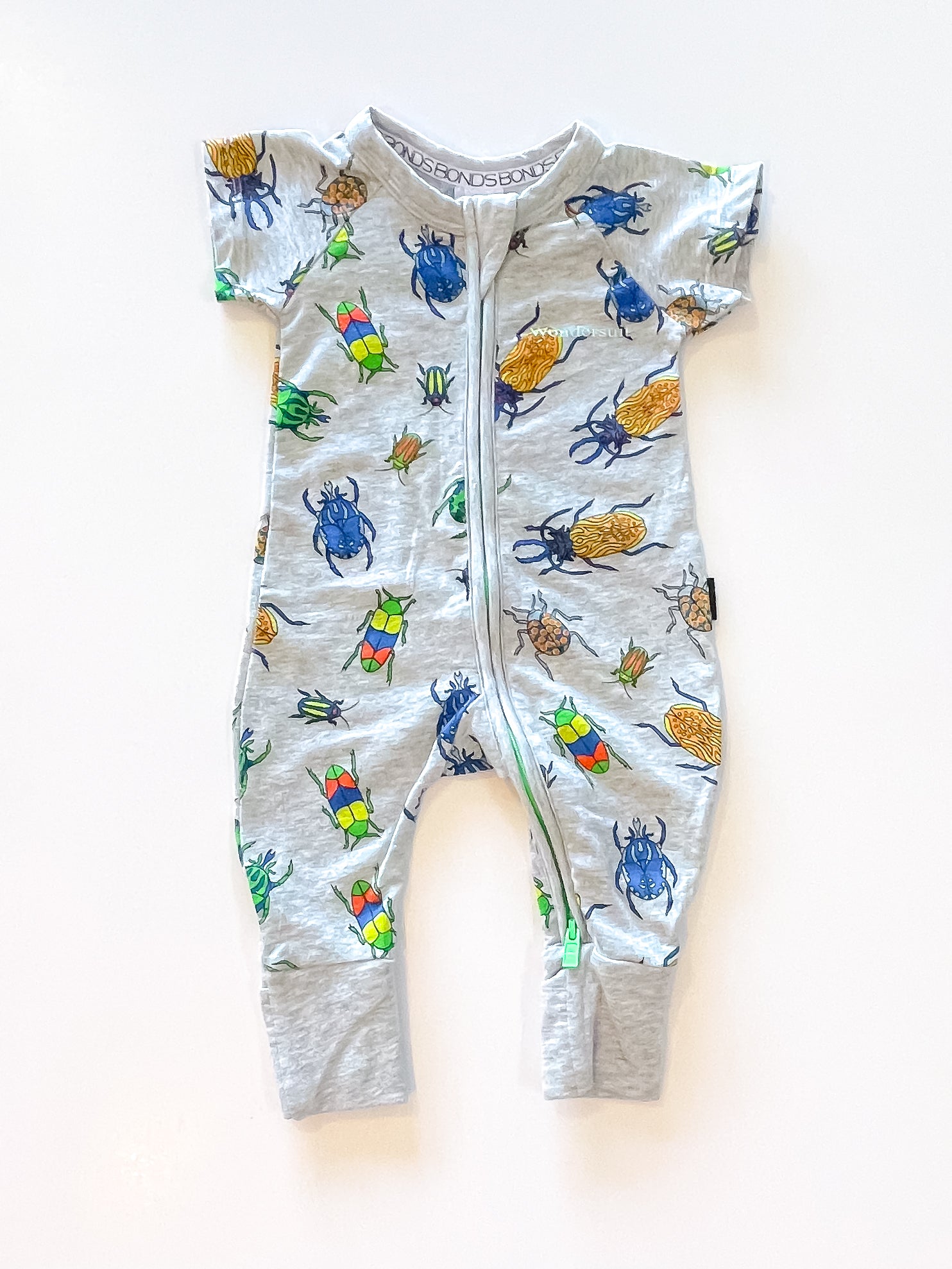 Bonds wondersuit - bugs '21 (newborn)