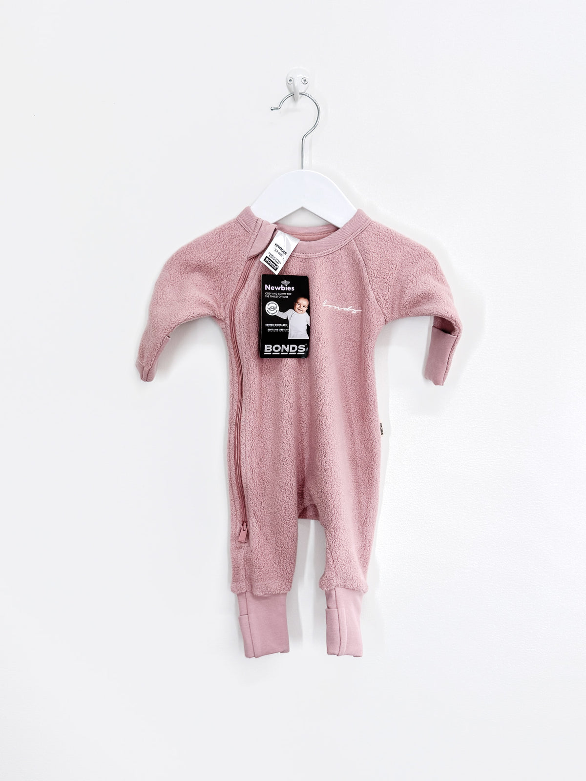 BNWT Bonds wonderwarm zippy (newborn)