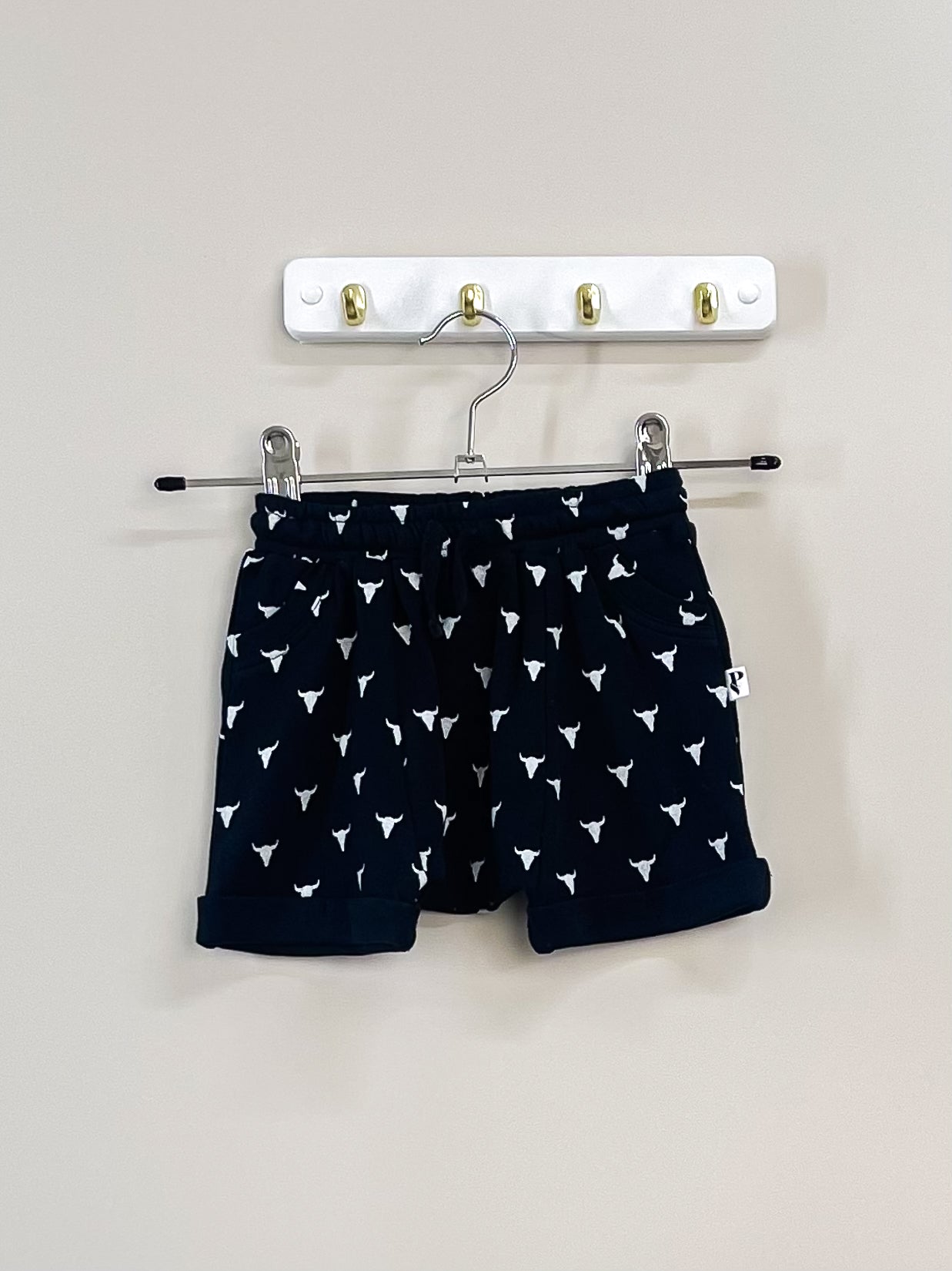 BNWT Phoenix And The Fox organic slouch shorts (0-3m)