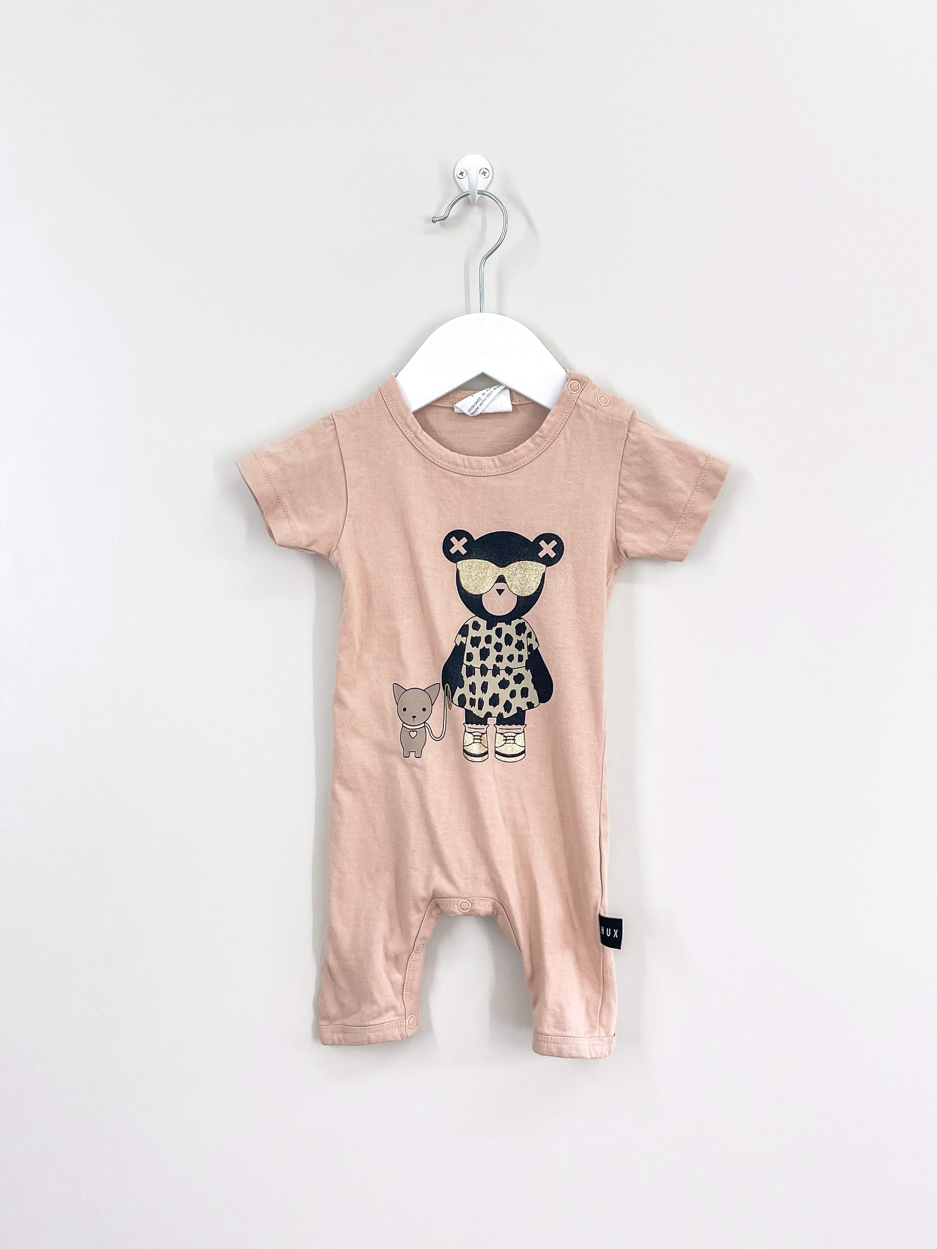 Hux organic short romper (3-6m)