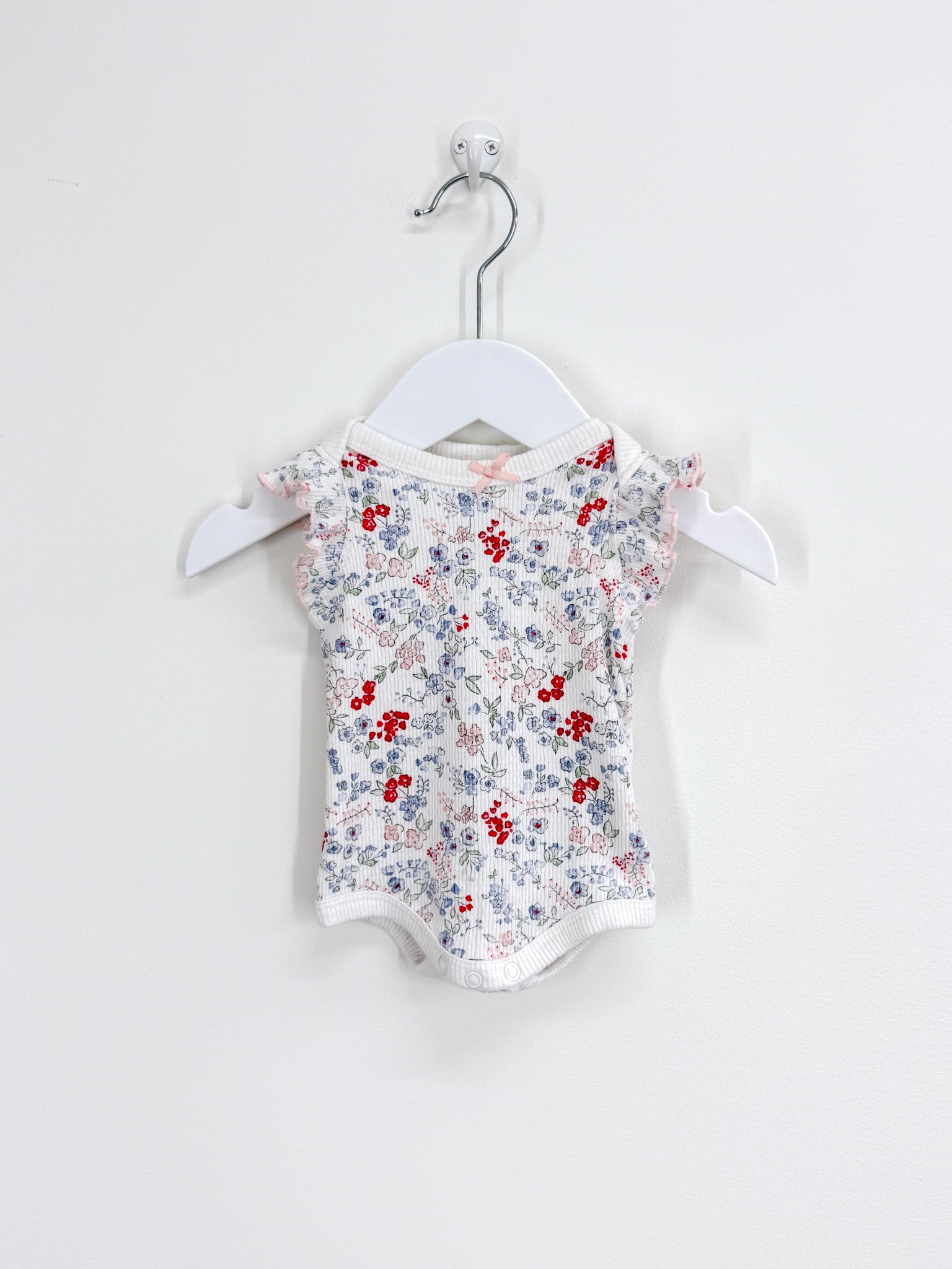 Cotton On Kids rib floral bodysuit (newborn)