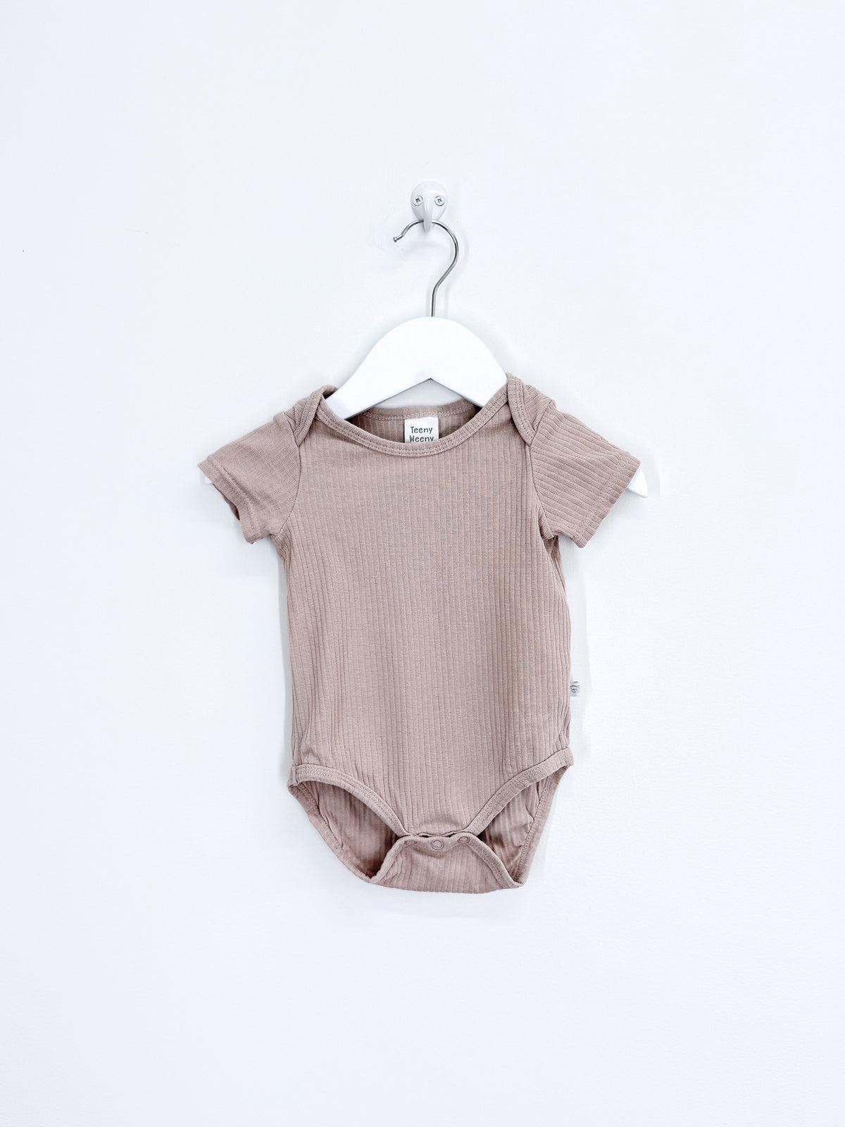 Teeny Weeny short sleeve rib bodysuit (3-6m)
