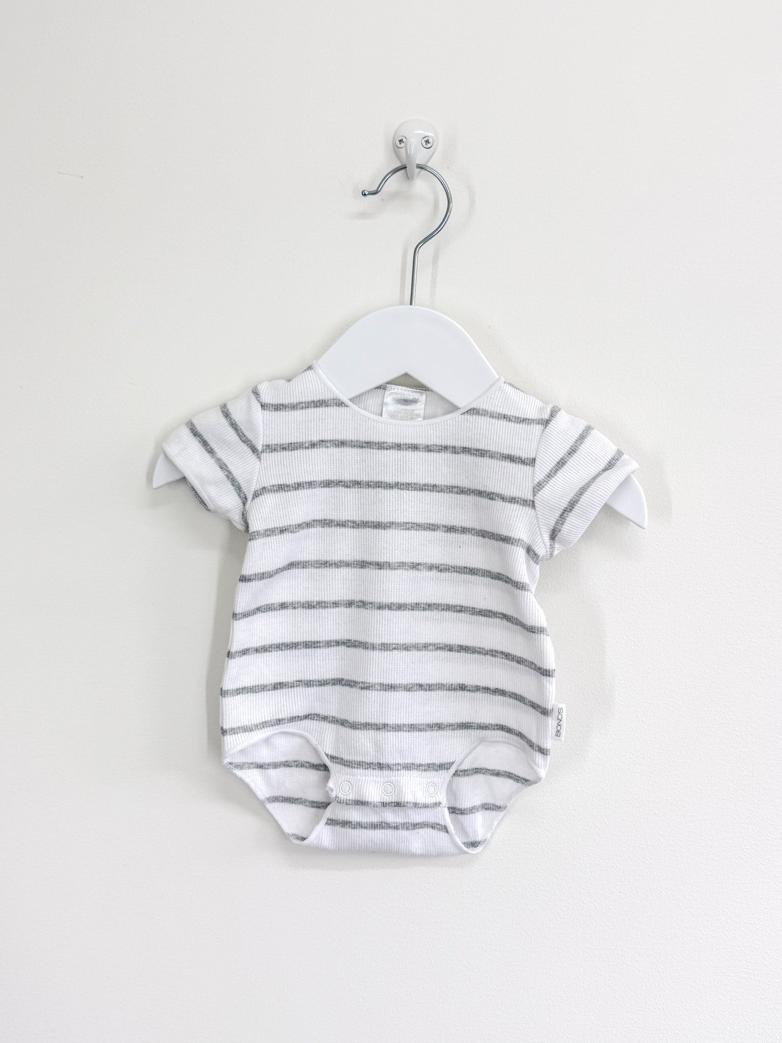 Bonds bodysuit (3-6m)
