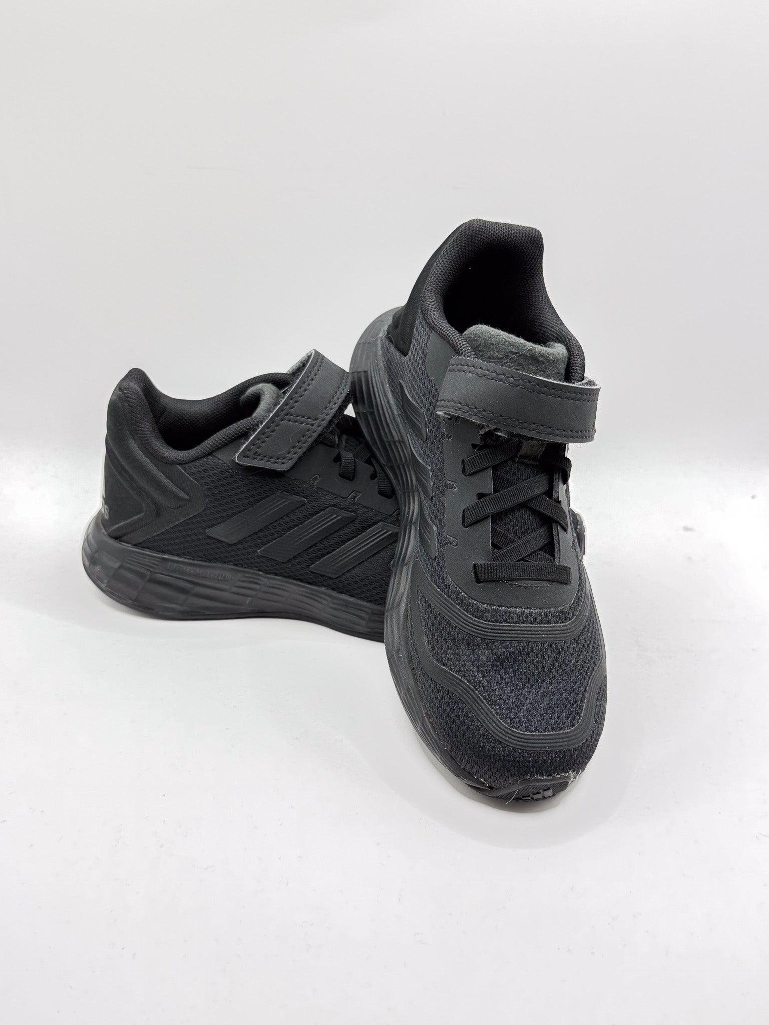 BNWOT Adidas duramo 10 sneakers (30EU)