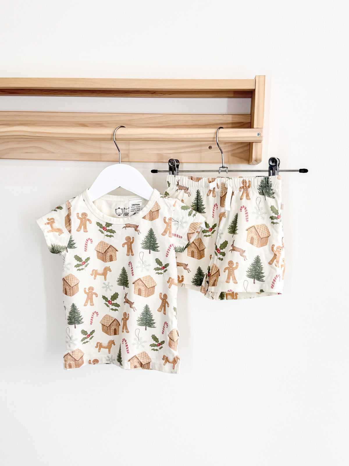 🎄 Wilson & Frenchy organic xmas PJ set (2y)