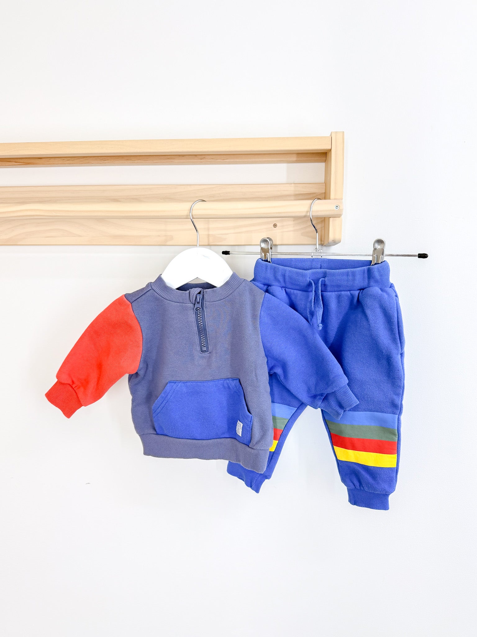 Teeny Weeny colour block track set (3-6m)
