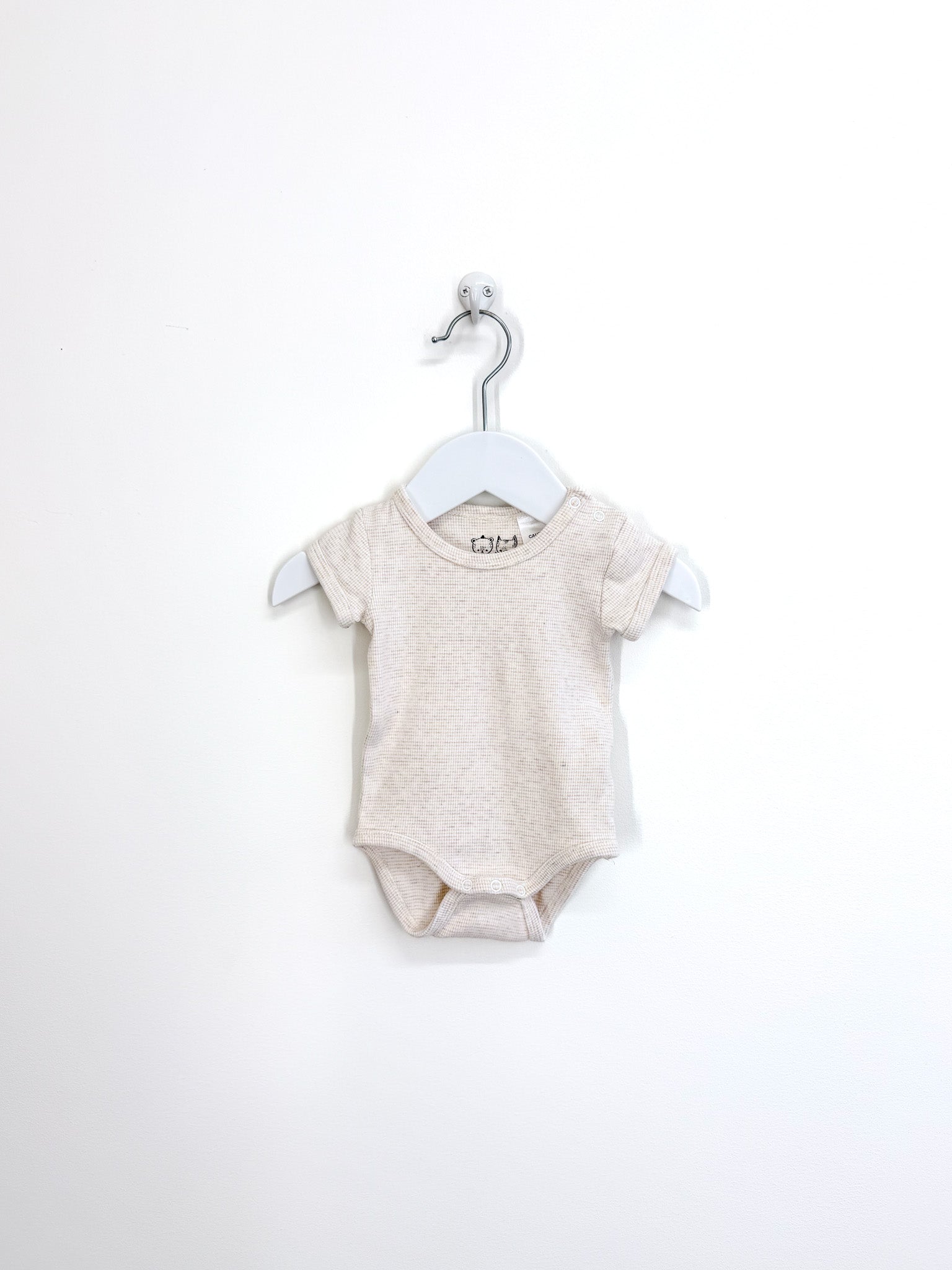 Wilson & Frenchy organic rib bodysuit - beige stripe (0-3m)