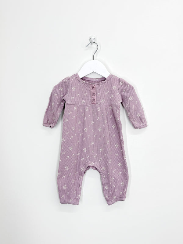 Gap long sleeve waffle onesie (3-6m)