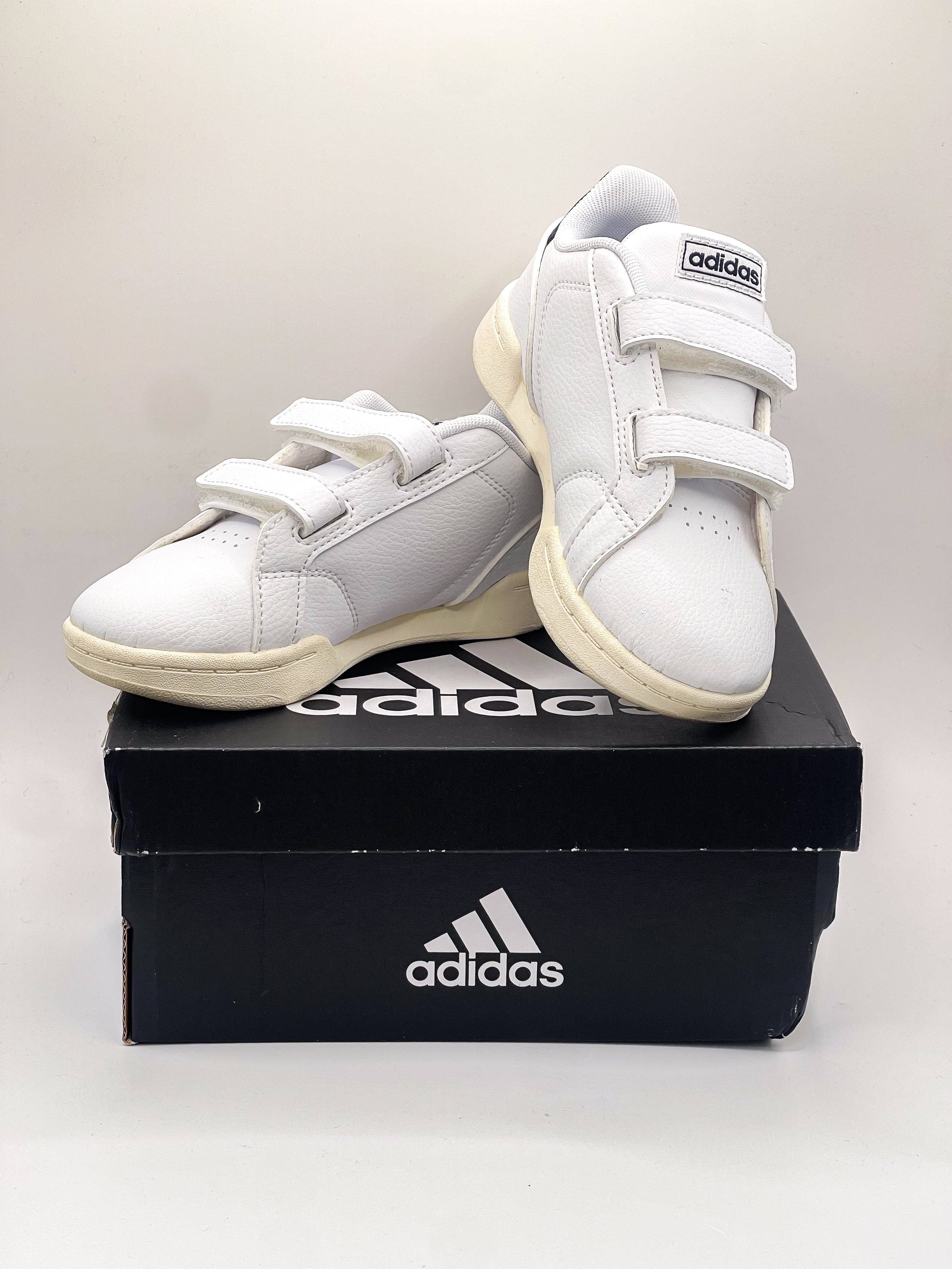 Adidas roguera sneakers (9.5UK)