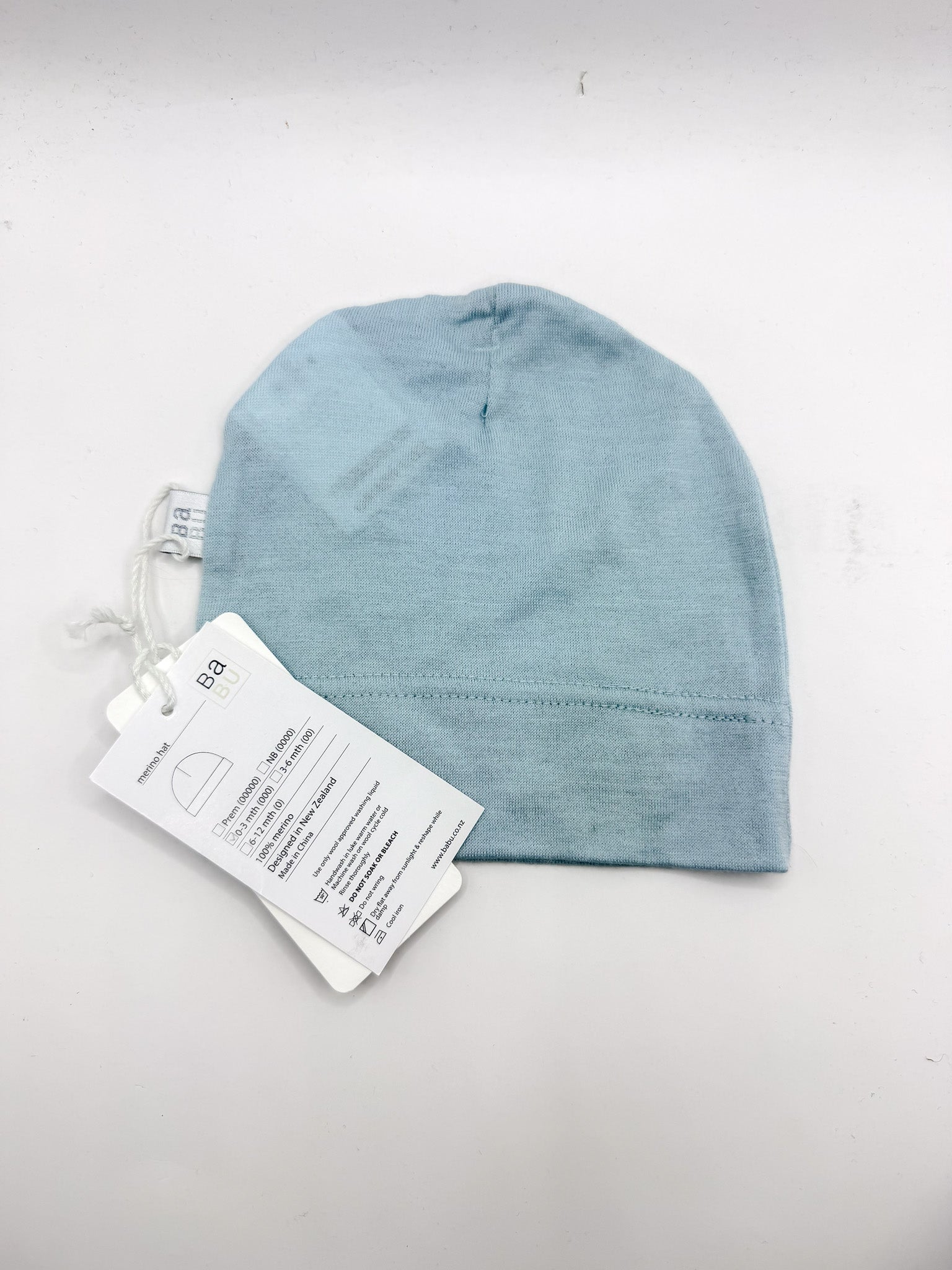 BNWT Babu merino beanie (0-3m)