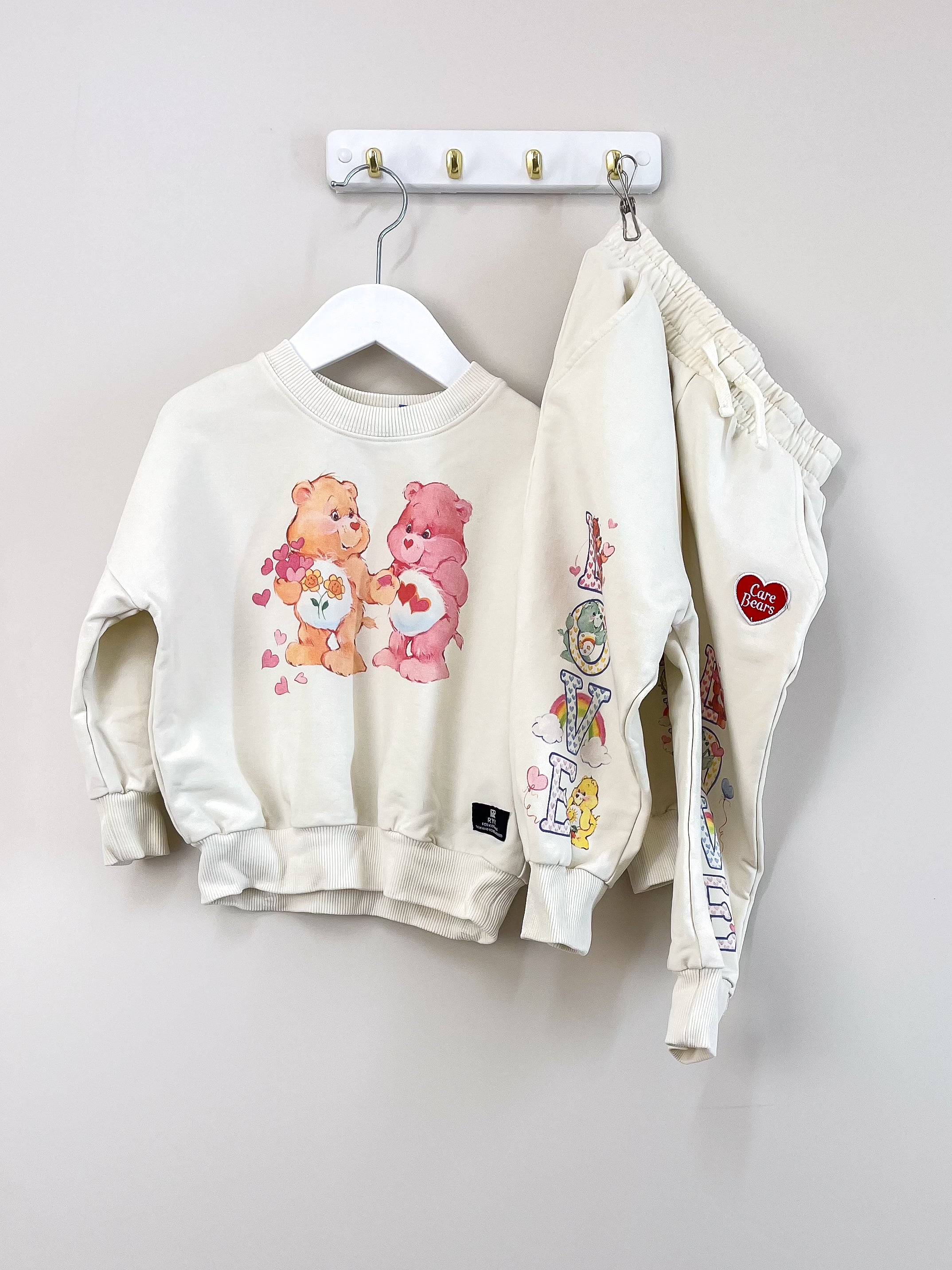 Rock Your Baby x Care Bears love is in the air set (3y)