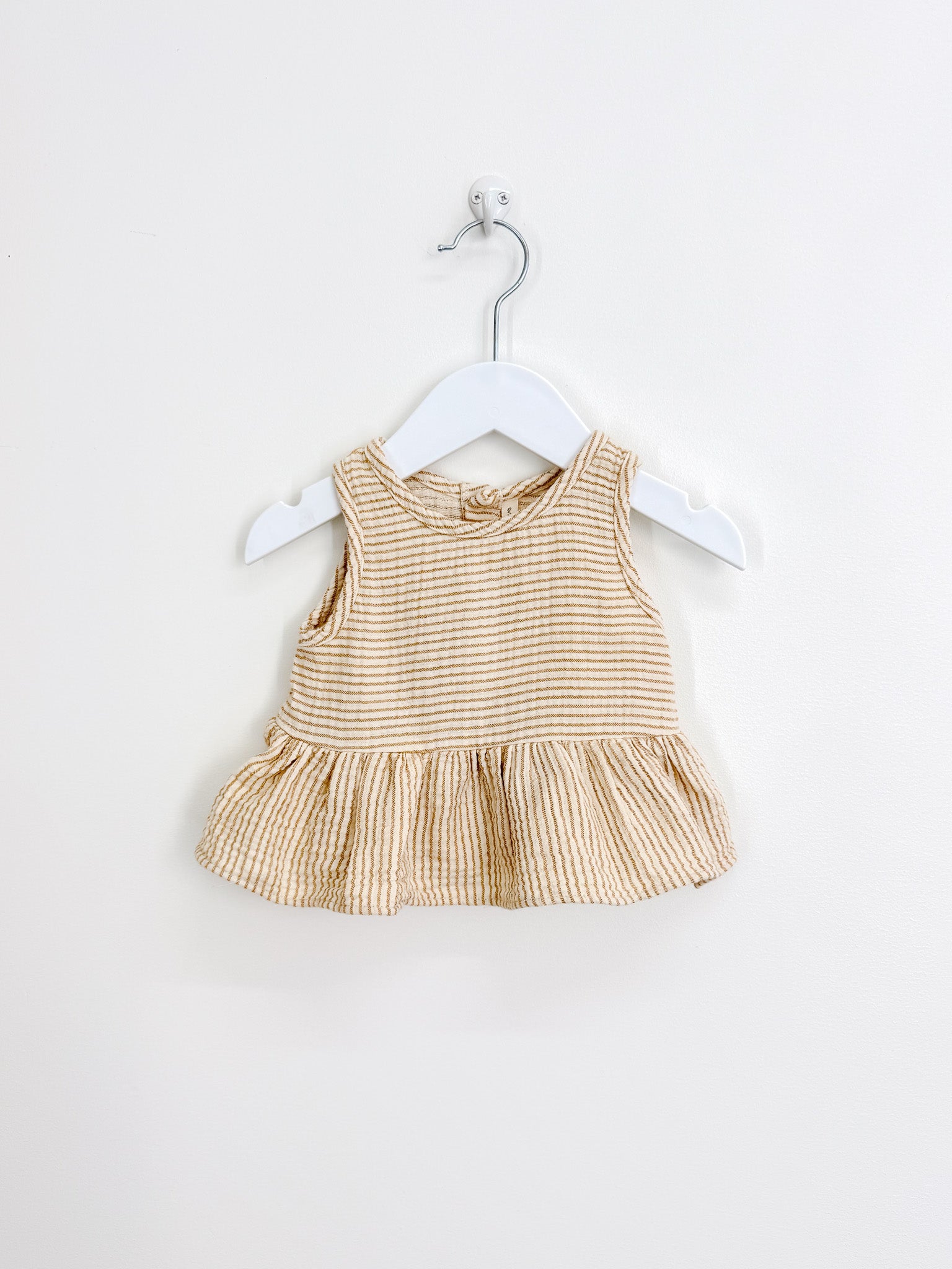 Quincy Mae organic peplum top (6-12m)