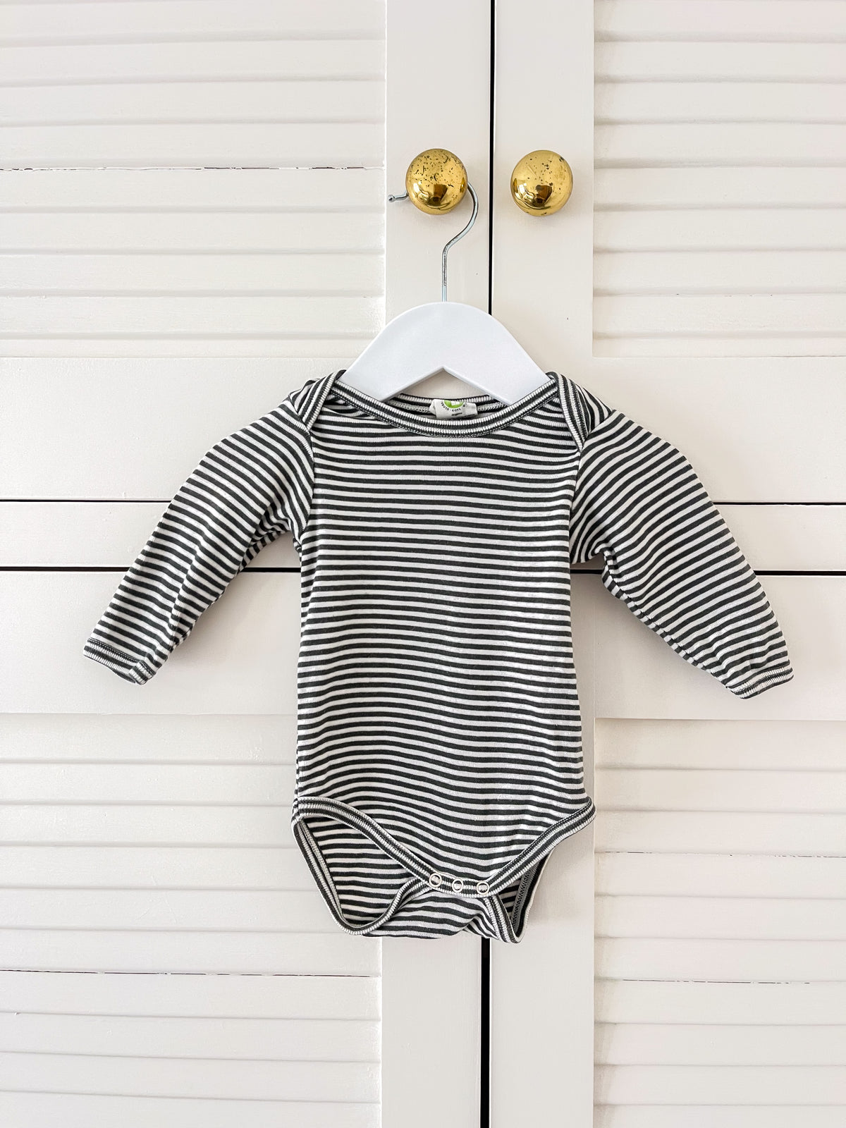 Nature Baby organic long sleeve bodysuit - green stripe (0-3m)