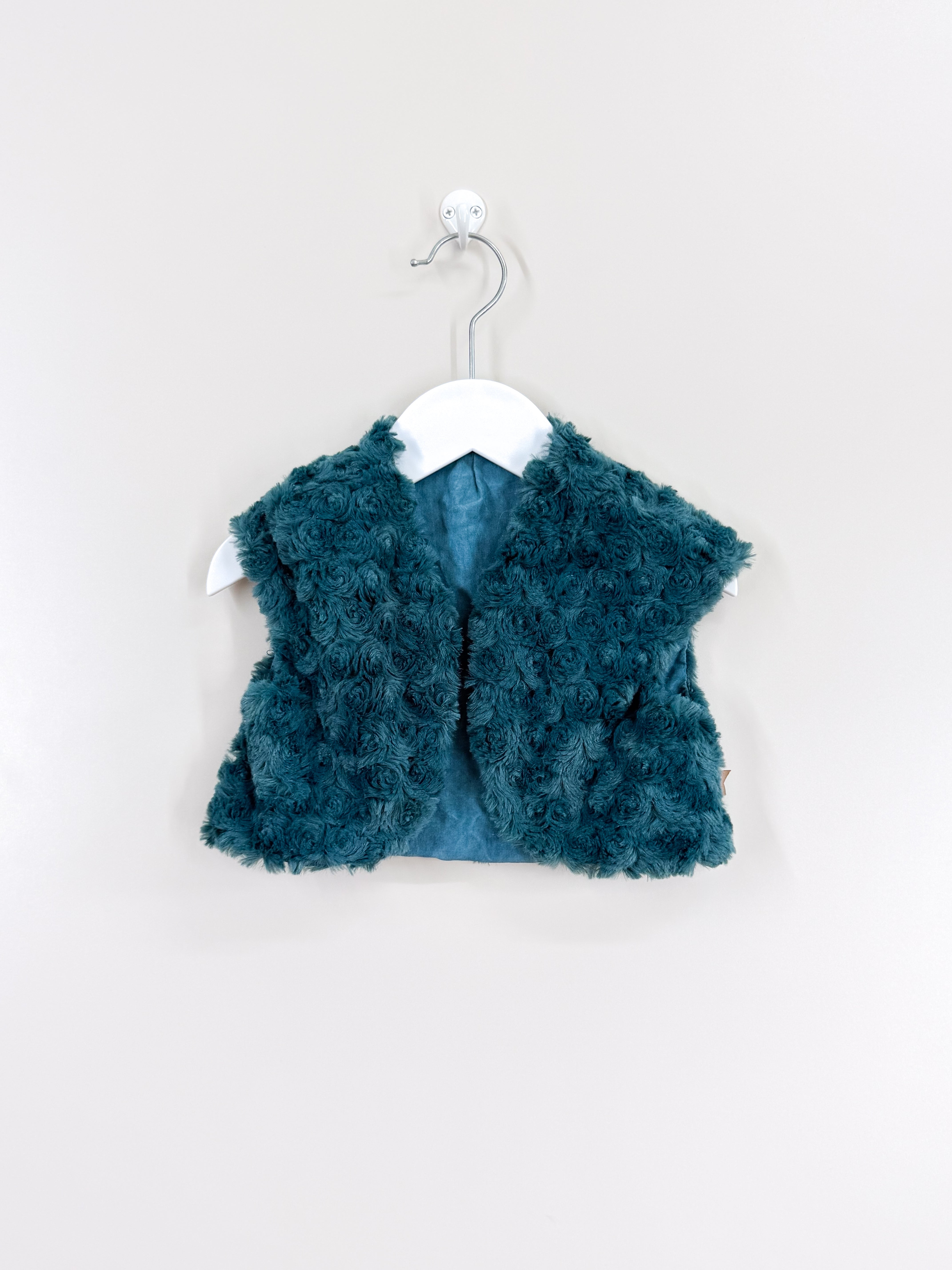 Maileg faux fur vest - teal (2-3y)
