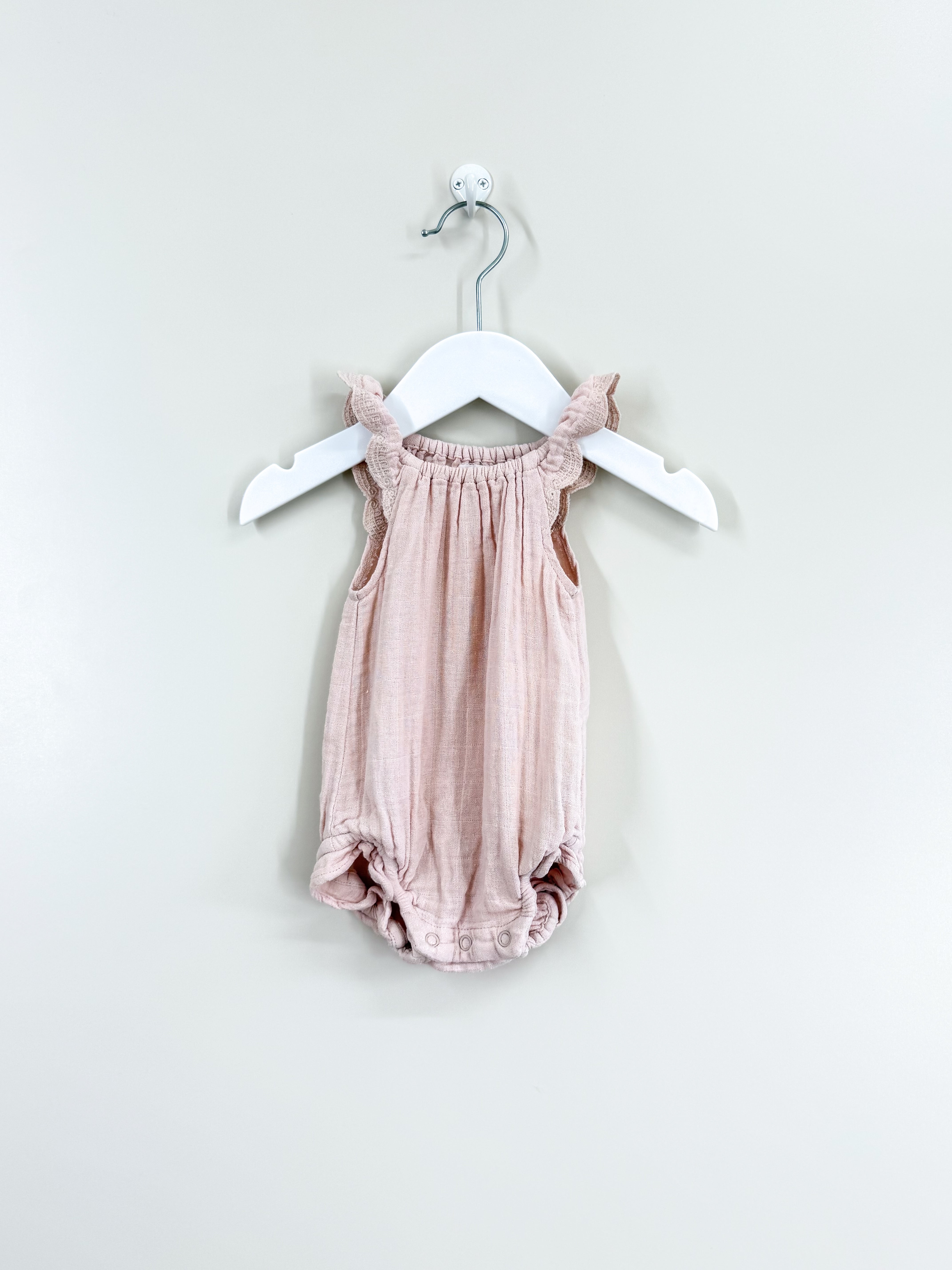 Jamie Kay OG organic muslin lace playsuit (3-6m)