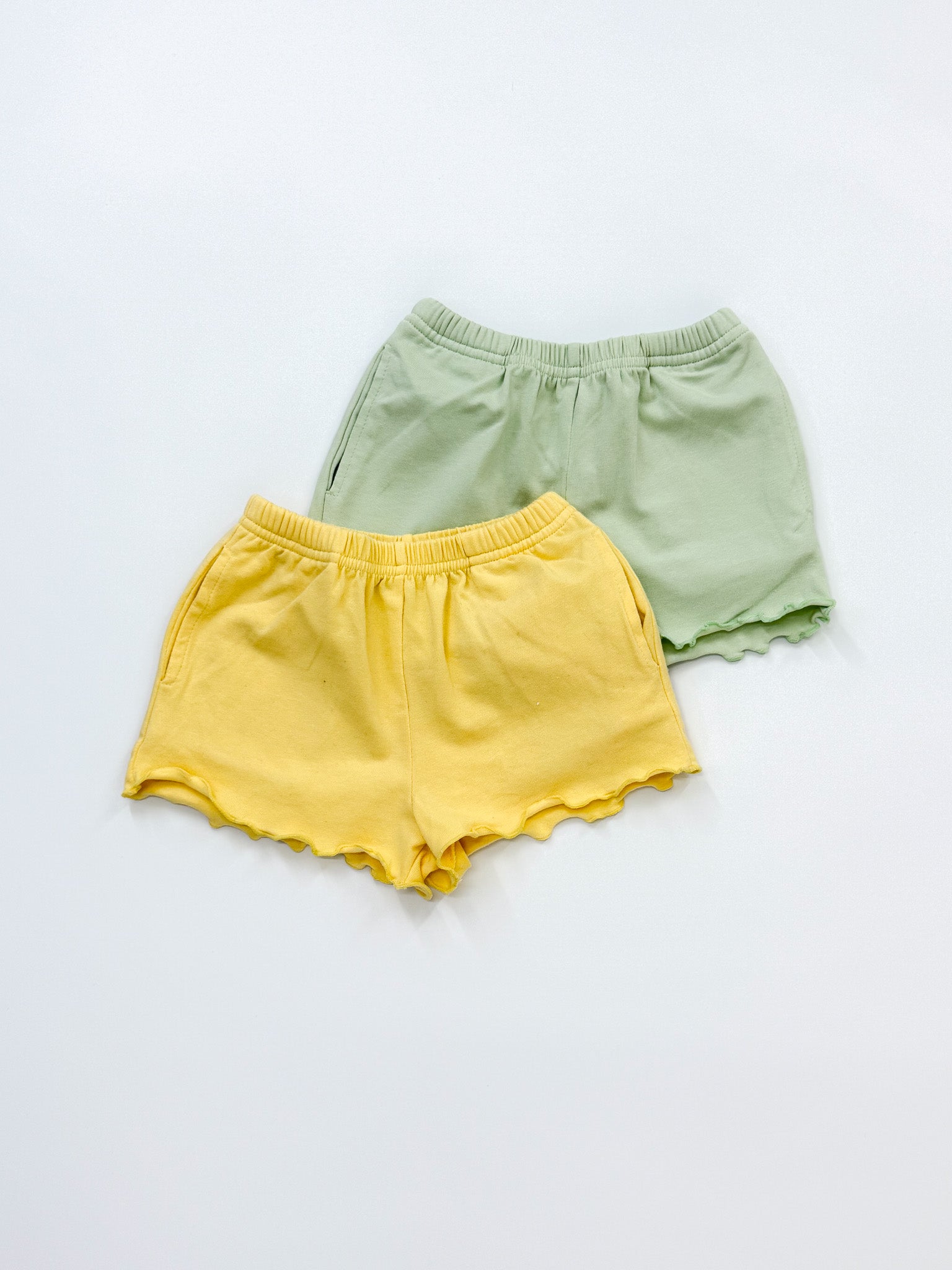 Teeny Weeny lettuce edge 2 pack shorts set (3-6m)