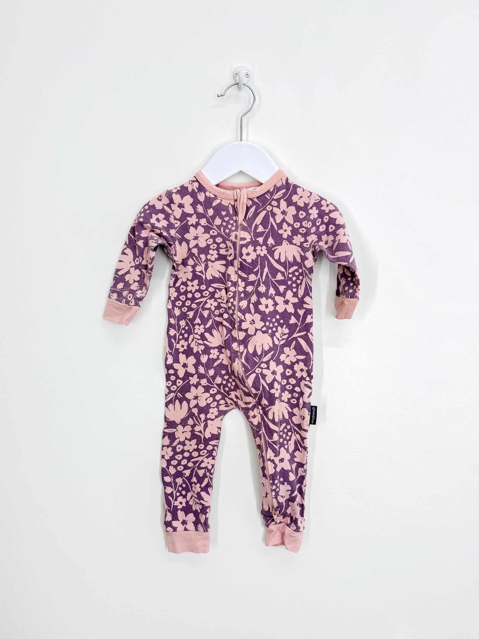 The Sleep Store organic zipsuit (3-6m)