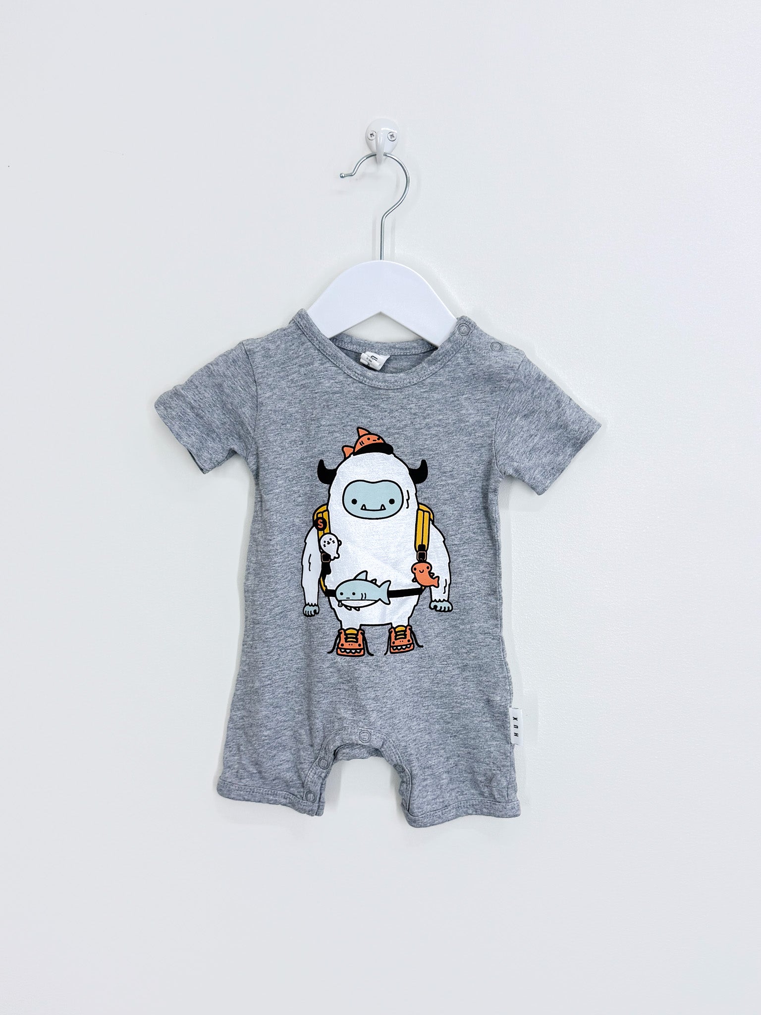 Hux organic yeti short romper (0-3m)