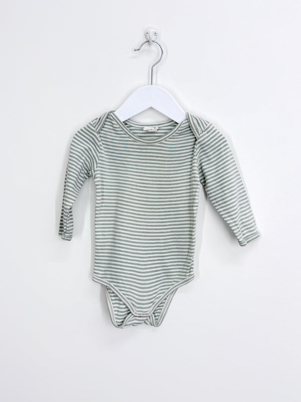 Nature Baby organic bodysuit - green stripe (6-12m)