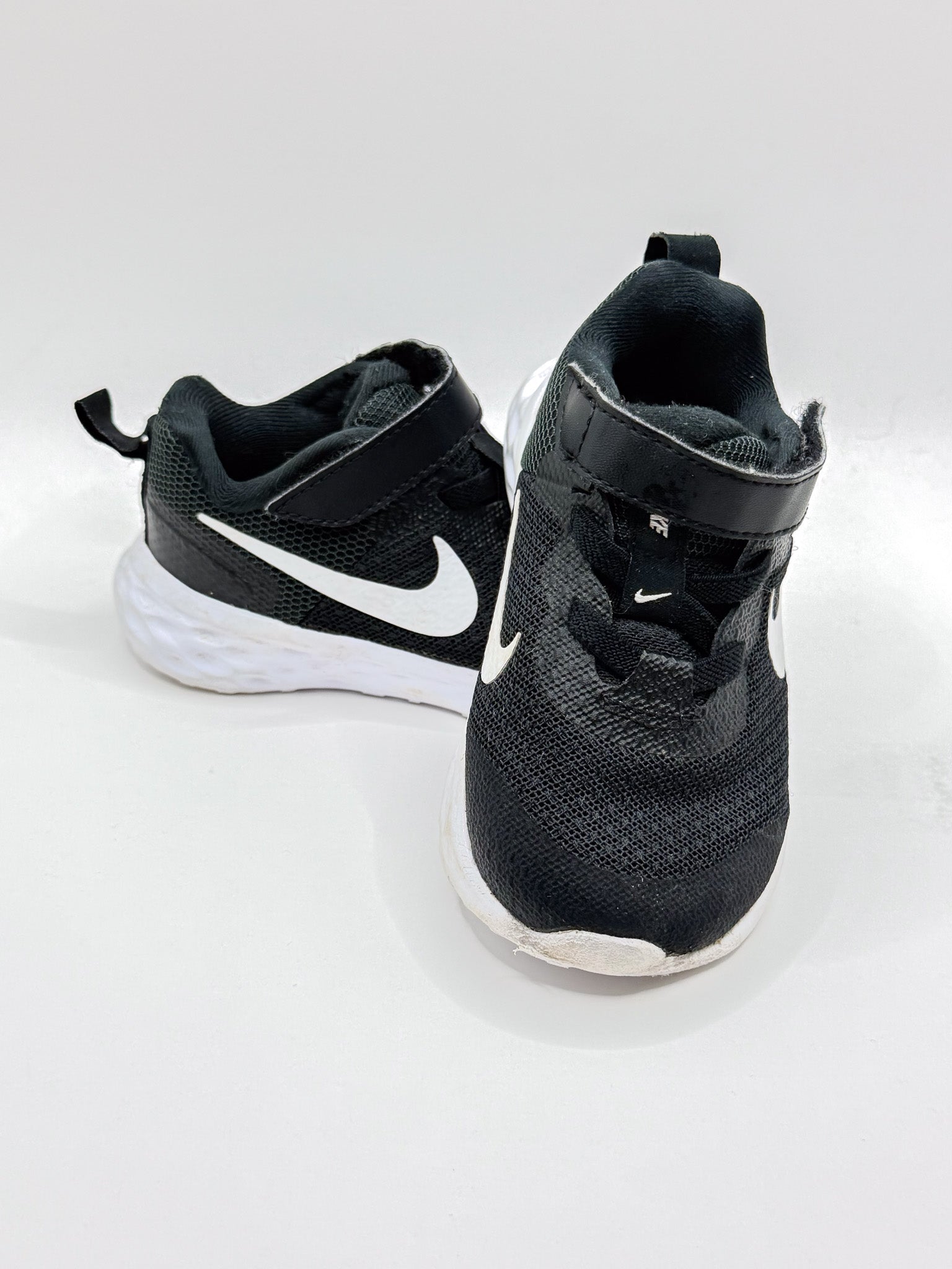 Nike revolution 6 sneakers (22EU)