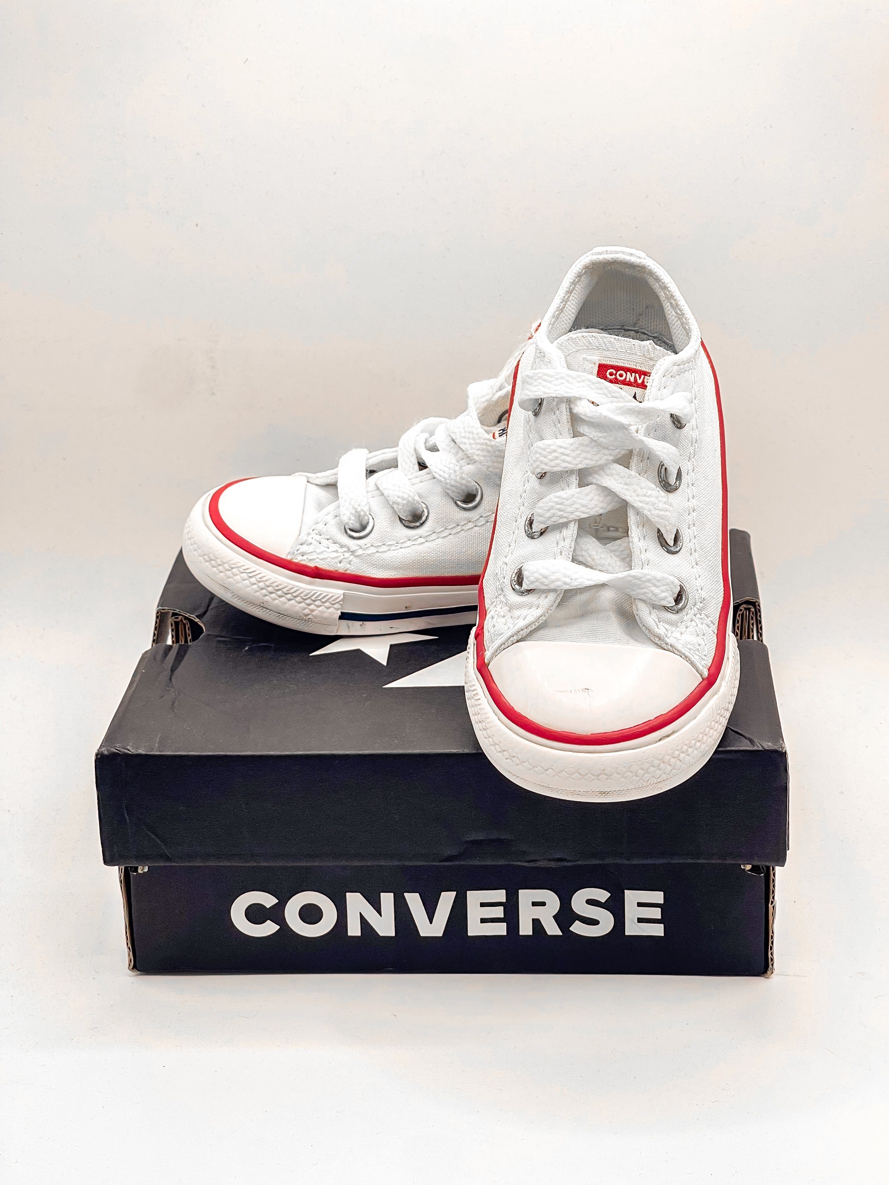 Converse CTAS lo top sneakers (6UK)