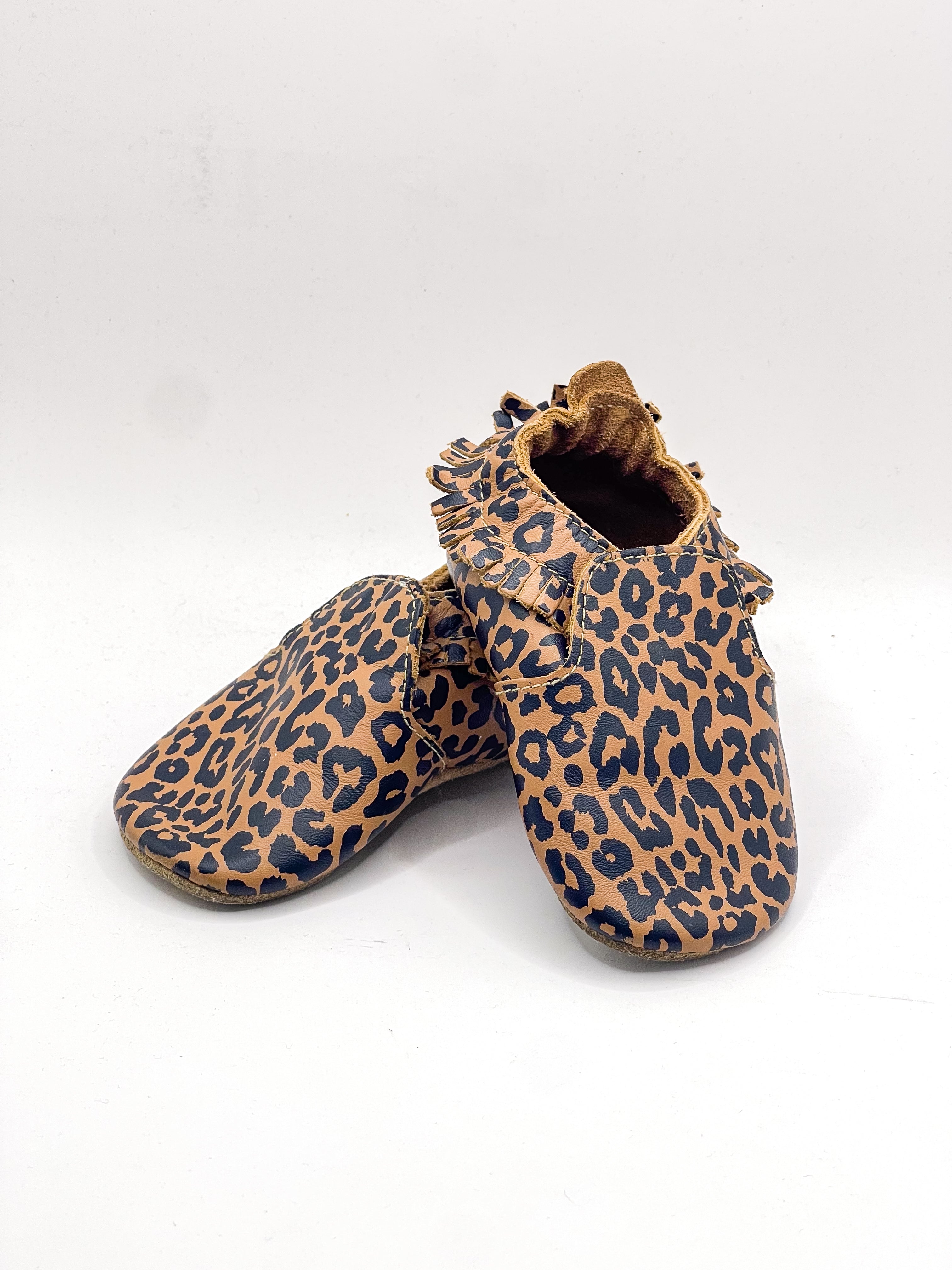 Bobux soft sole leopard mocassins (9-15m)