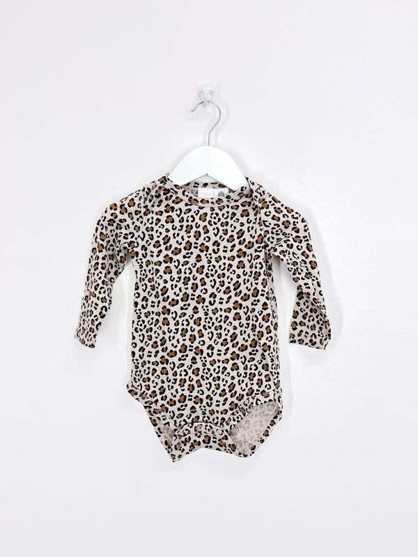 Teeny Weeny merino leopard bodysuit (12-18m)