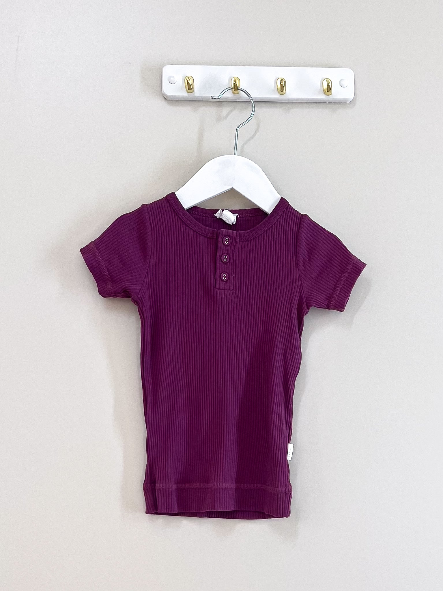 Jamie Kay organic ribbed henley - cranberry (3y)