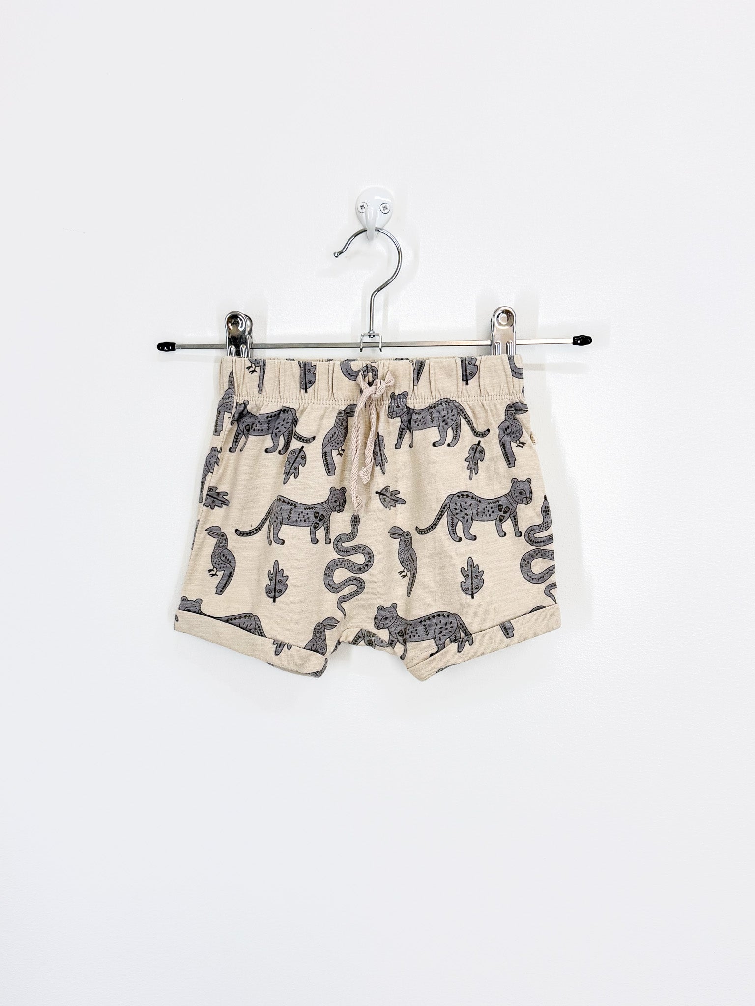 Wilson & Frenchy organic tie front shorts (3-6m)
