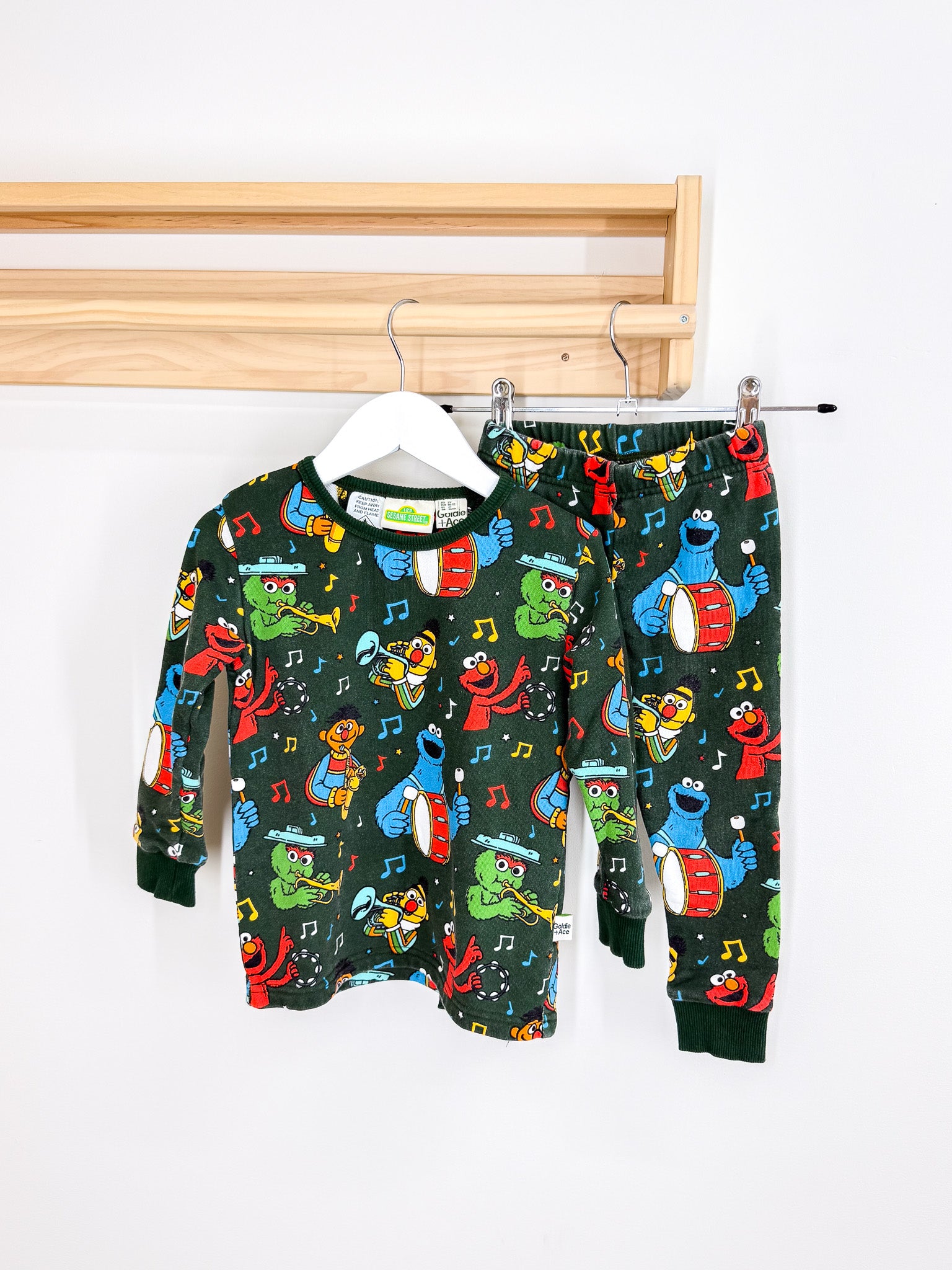 Goldie + Ace x Sesame Street PJ lounge set (2y)