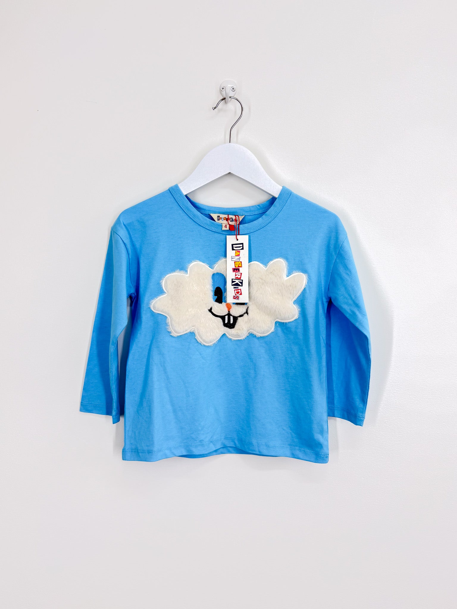 BNWT Dangerkids fluffy clouds tee (4y)