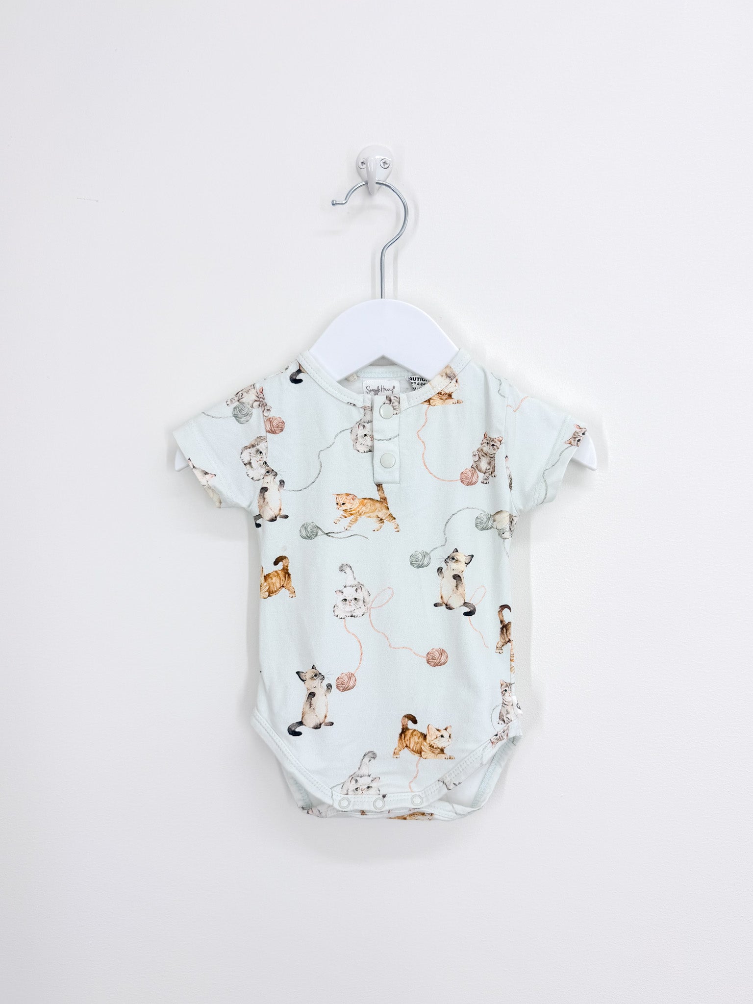 Snuggle Hunny organic bodysuit - kittens (0-3m)