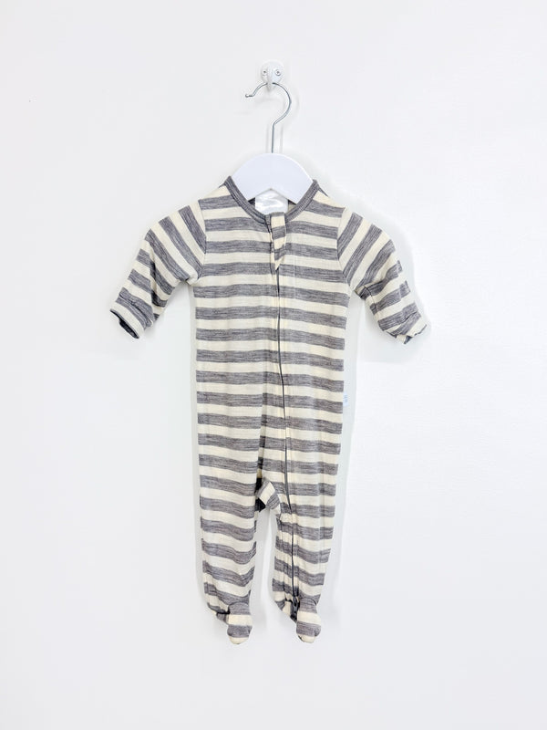 Babu merino zipsuit - grey stripe (newborn)