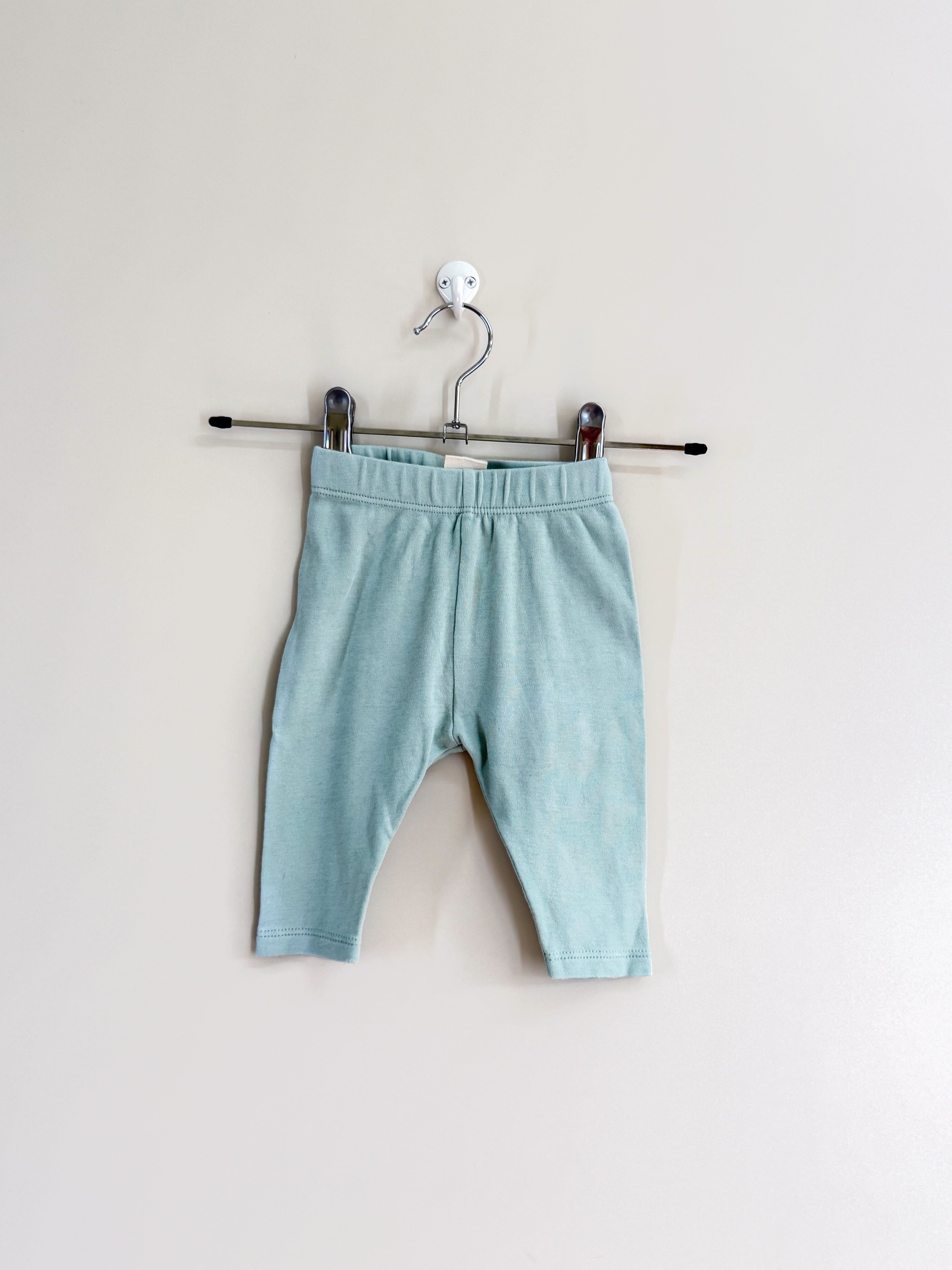 Little Bundle mint leggings (newborn)