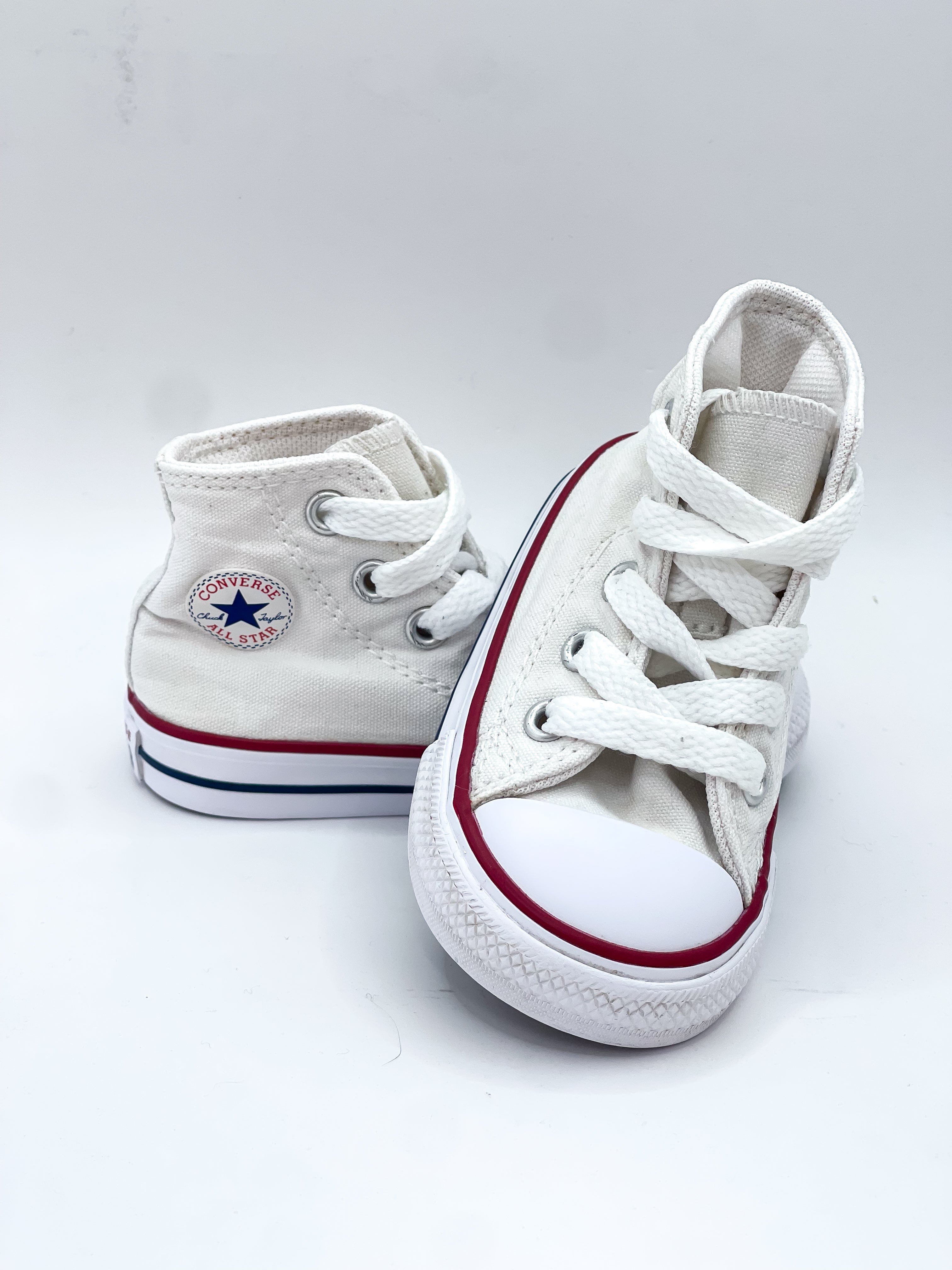 Converse CTAS hi top sneakers (4UK)