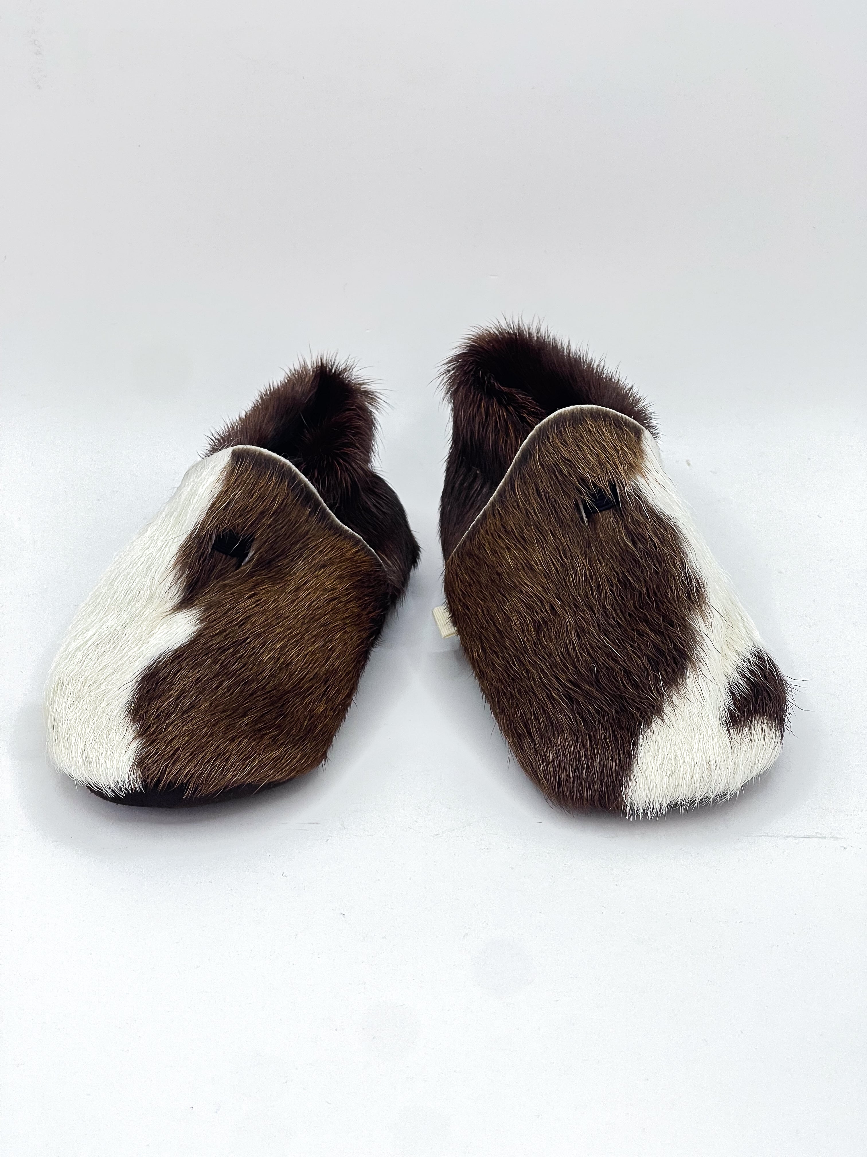 BNWOT Nature Baby cow slippers (6-12m)