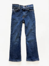 Load image into Gallery viewer, Wrangler slim fit denim jeans (6y)
