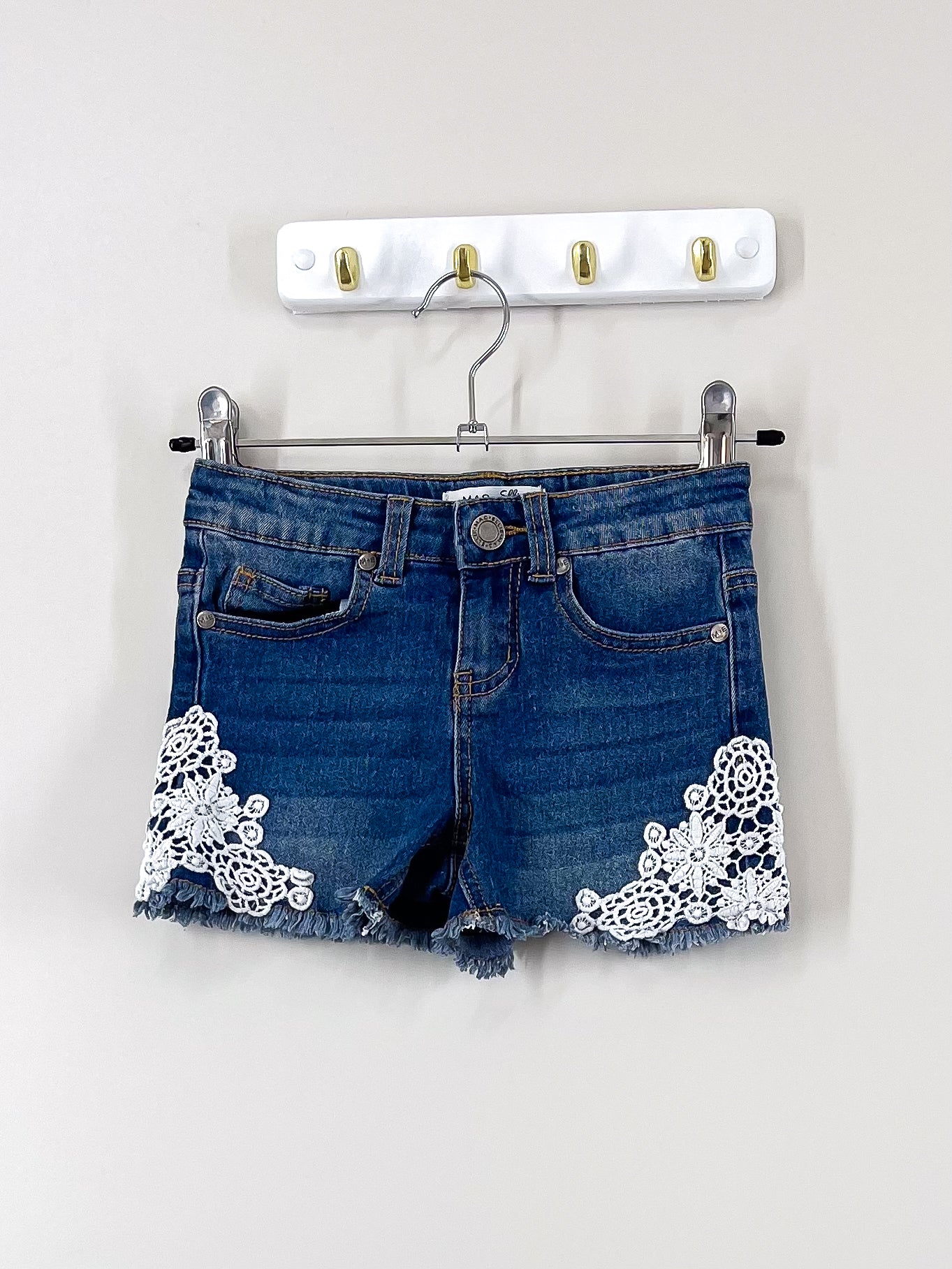 Mac & Ellie denim lace shorts (3y)