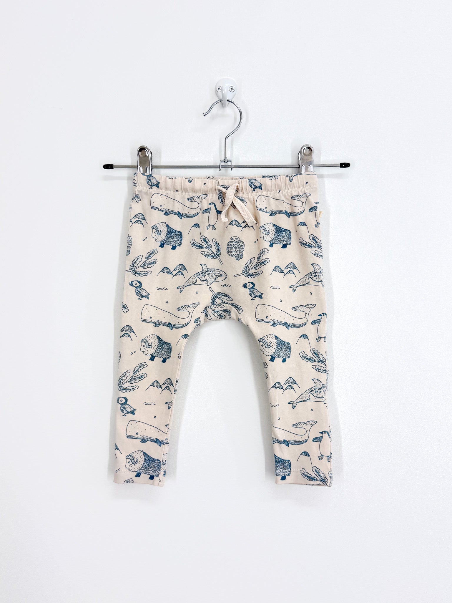Wilson & Frenchy organic leggings - arctic animals (6-12m)