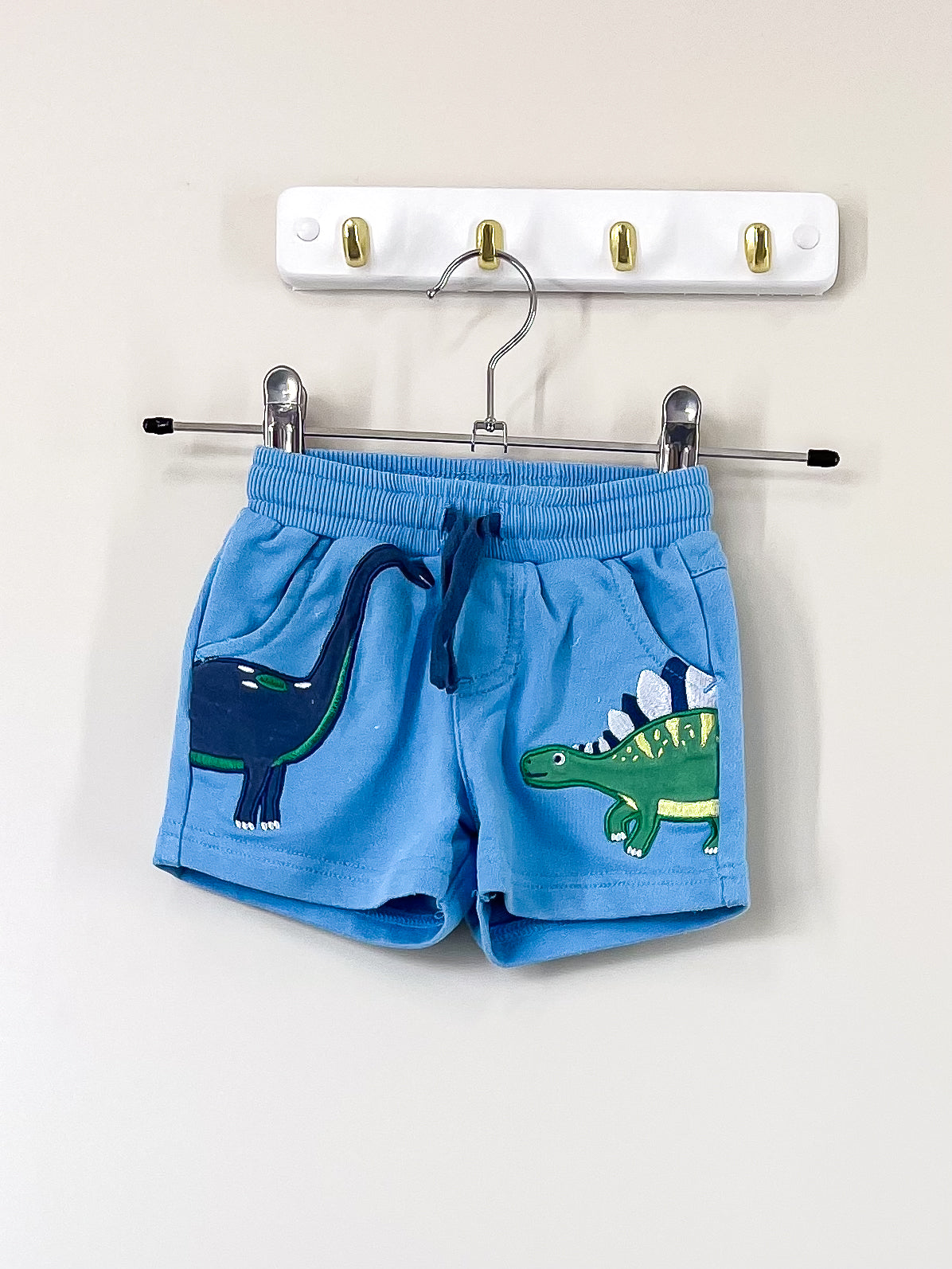 Teeny Weeny dino jersey shorts (0-3m)
