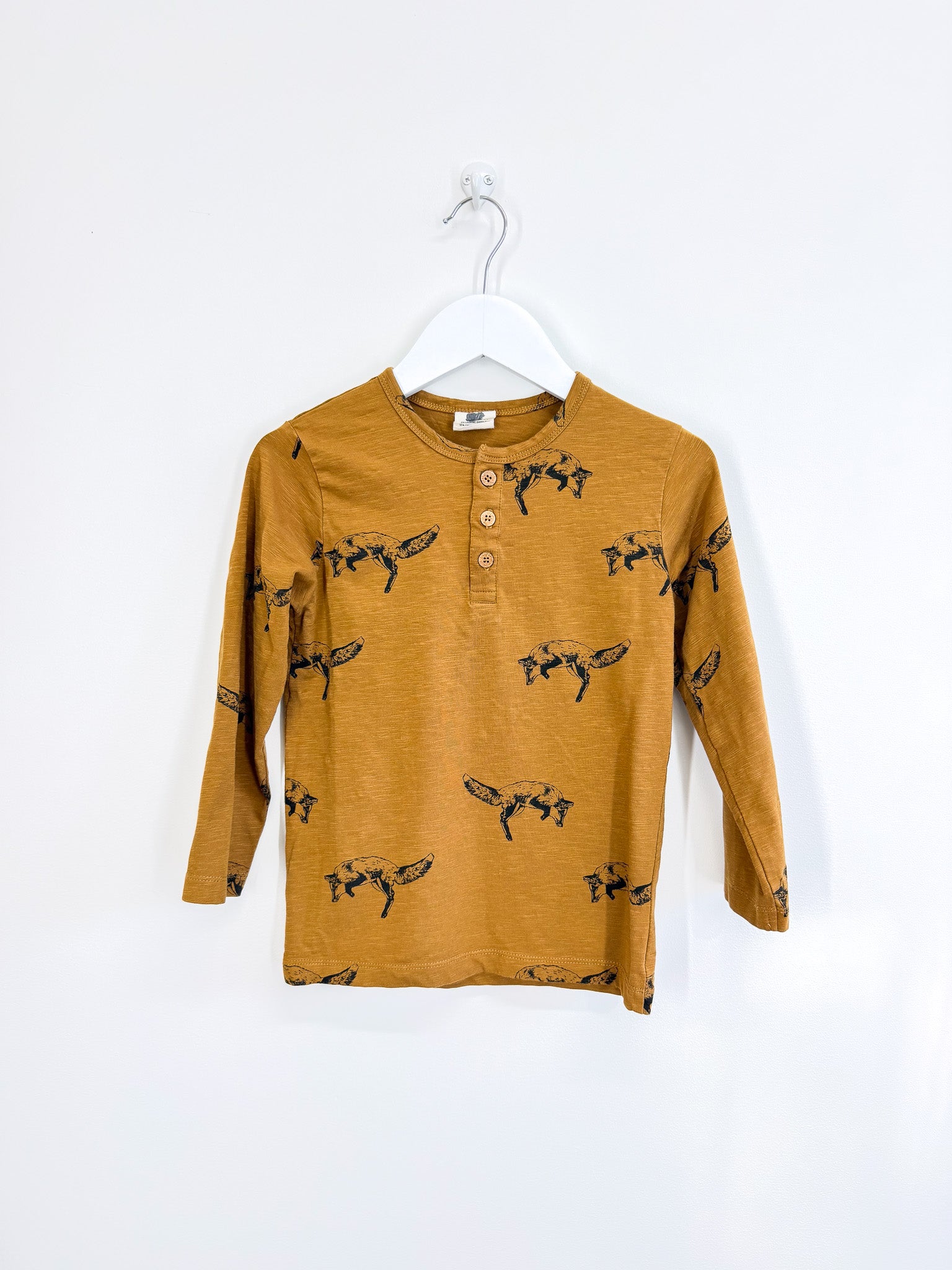 Buck & Baa organic long sleeve henley (6-7y)