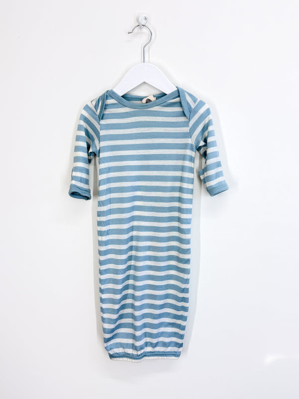 Babu merino bundle gown (0-3m)