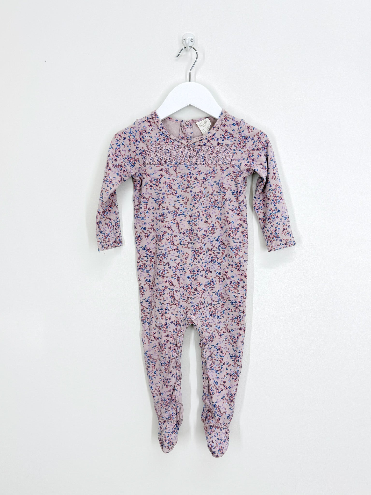 Little Bundle organic floral smocked onesie (12-18m)