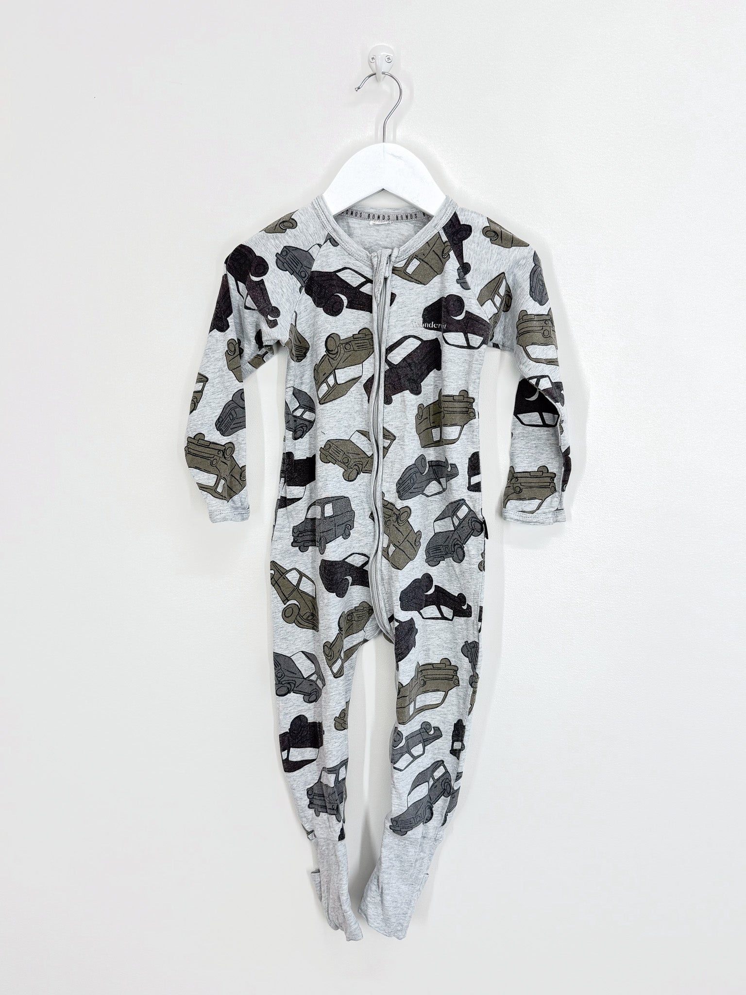 Bonds wondersuit - camo car (18-24m)