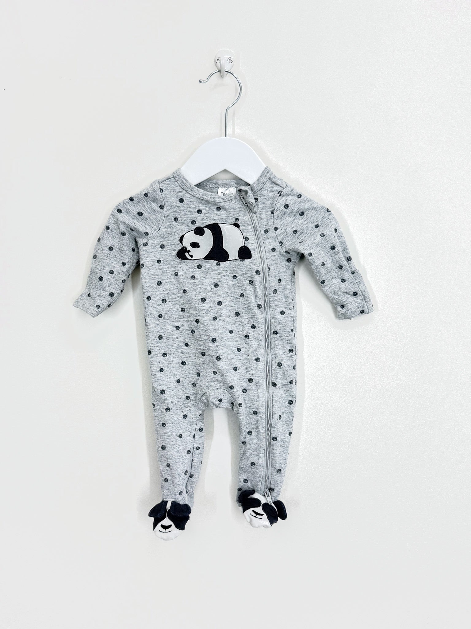 Teeny Weeny zipsuit - panda (newborn)