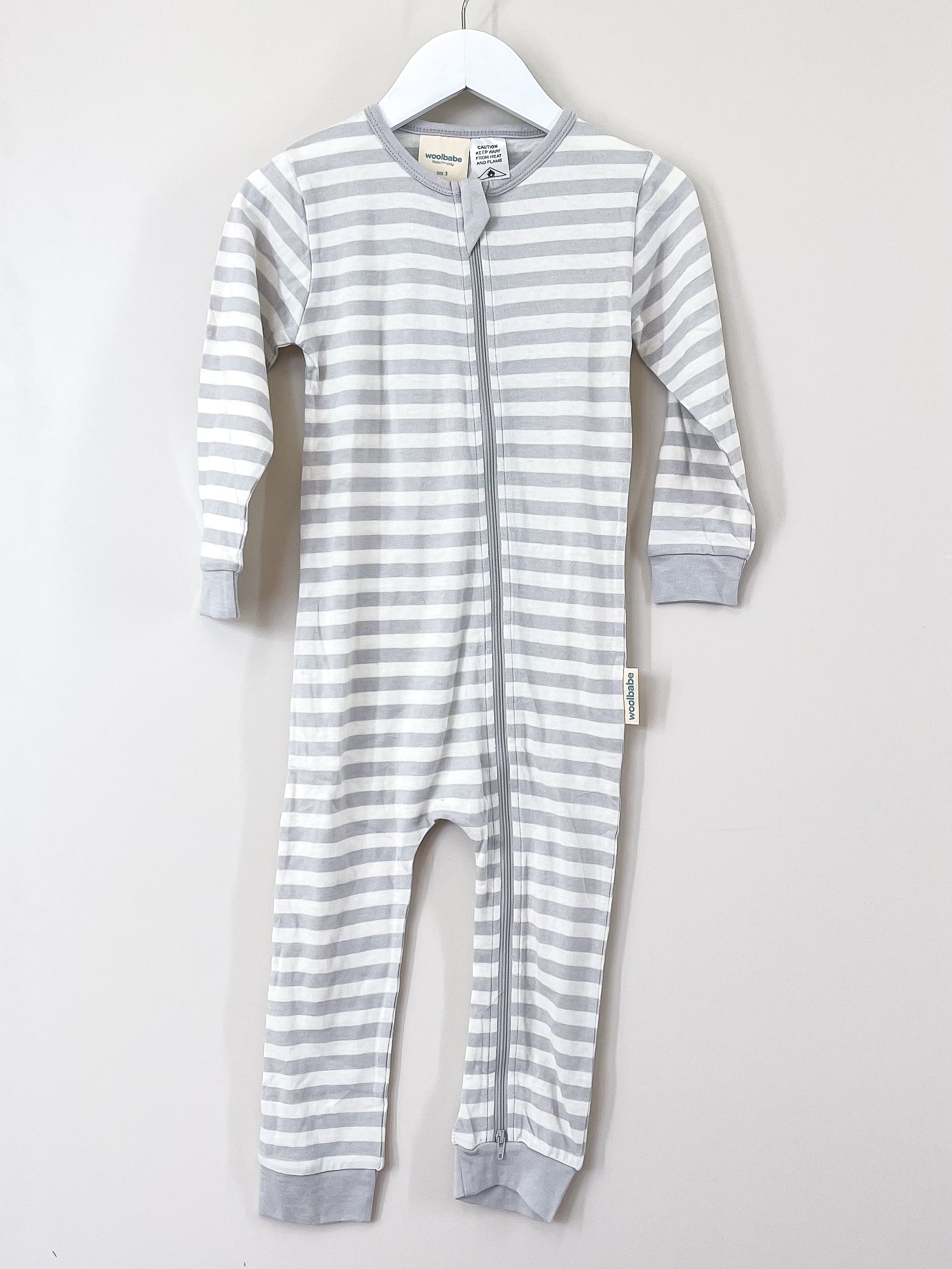 BNWOT Woolbabe merino cotton PJ suit (3y)