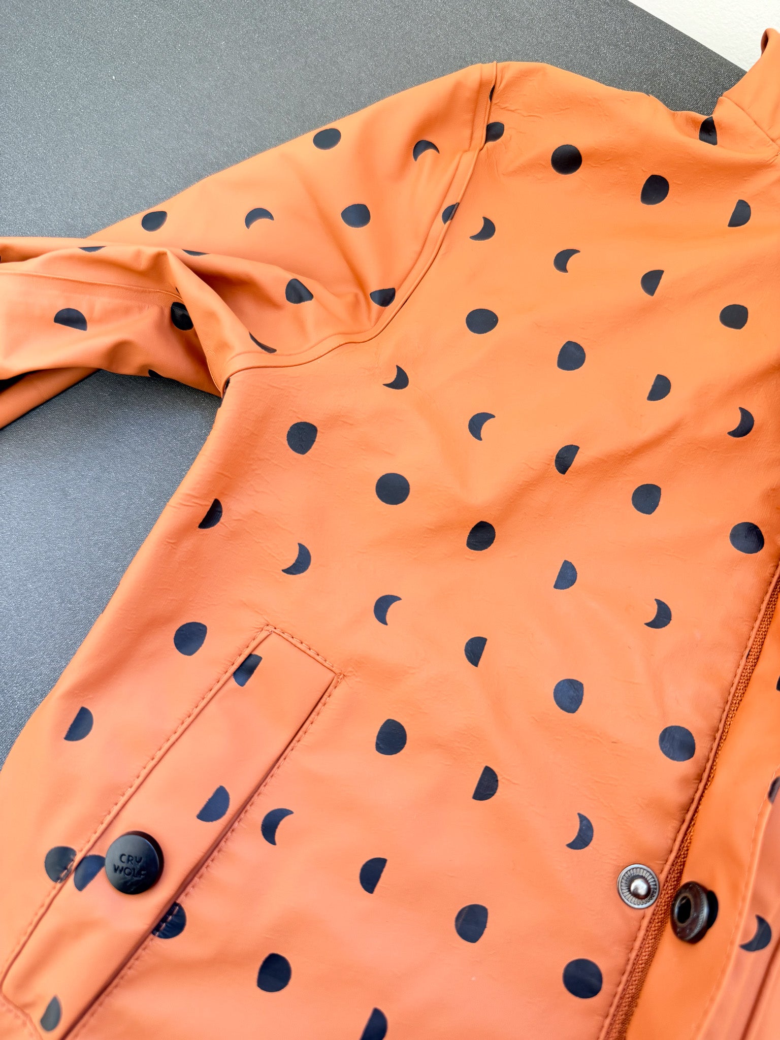 Crywolf play jacket (2y)