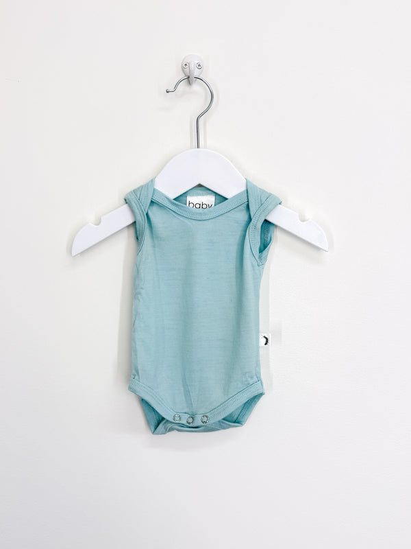 Baby Caterpillar merino singletsuit (newborn)